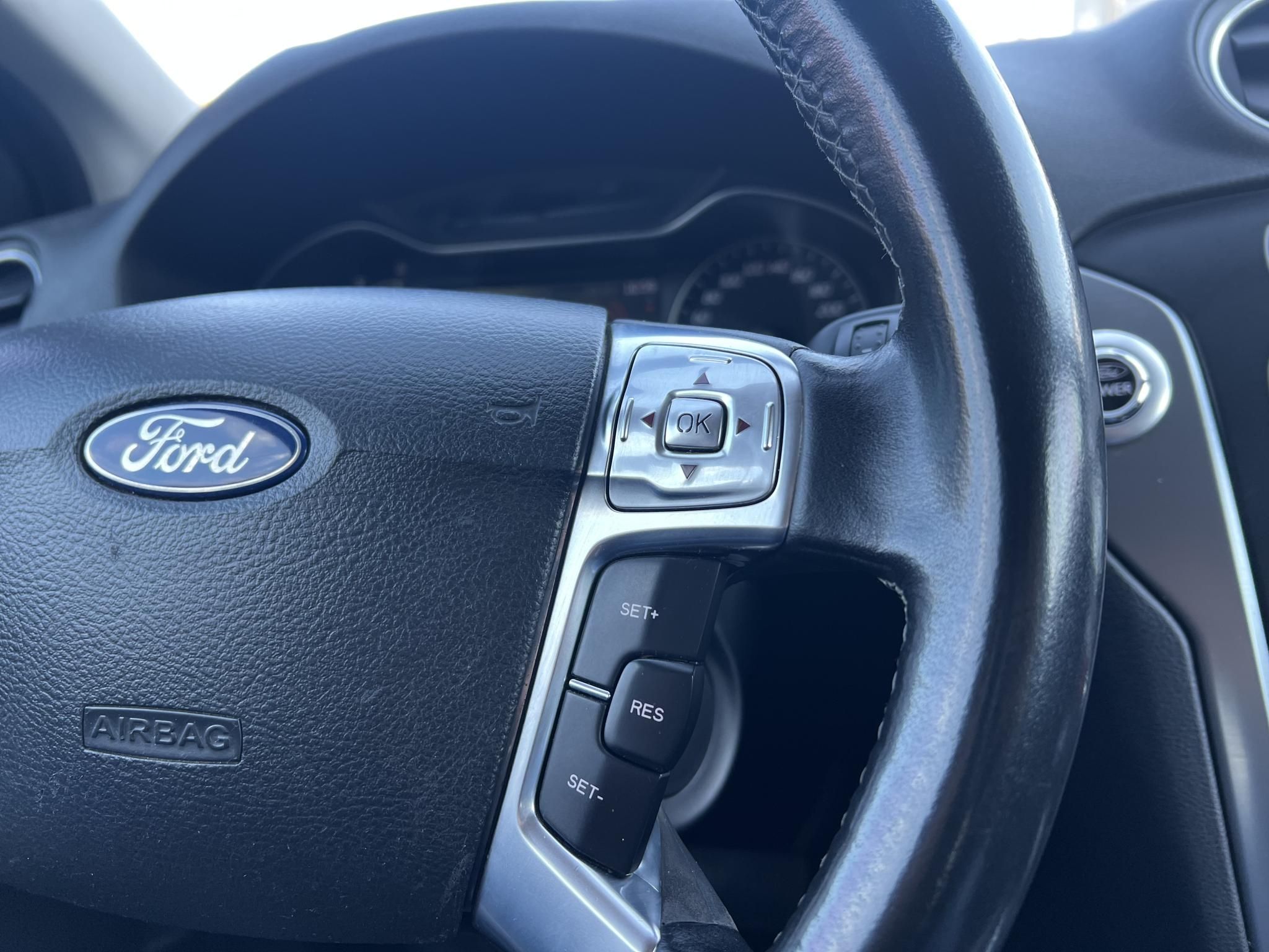 FORD MONDEO 2.0 TDCi Titanium Powershift Xenon Tempomat Keyless Ülésfűtés/hűtés GARANCIÁLIS VÁLTÓ!