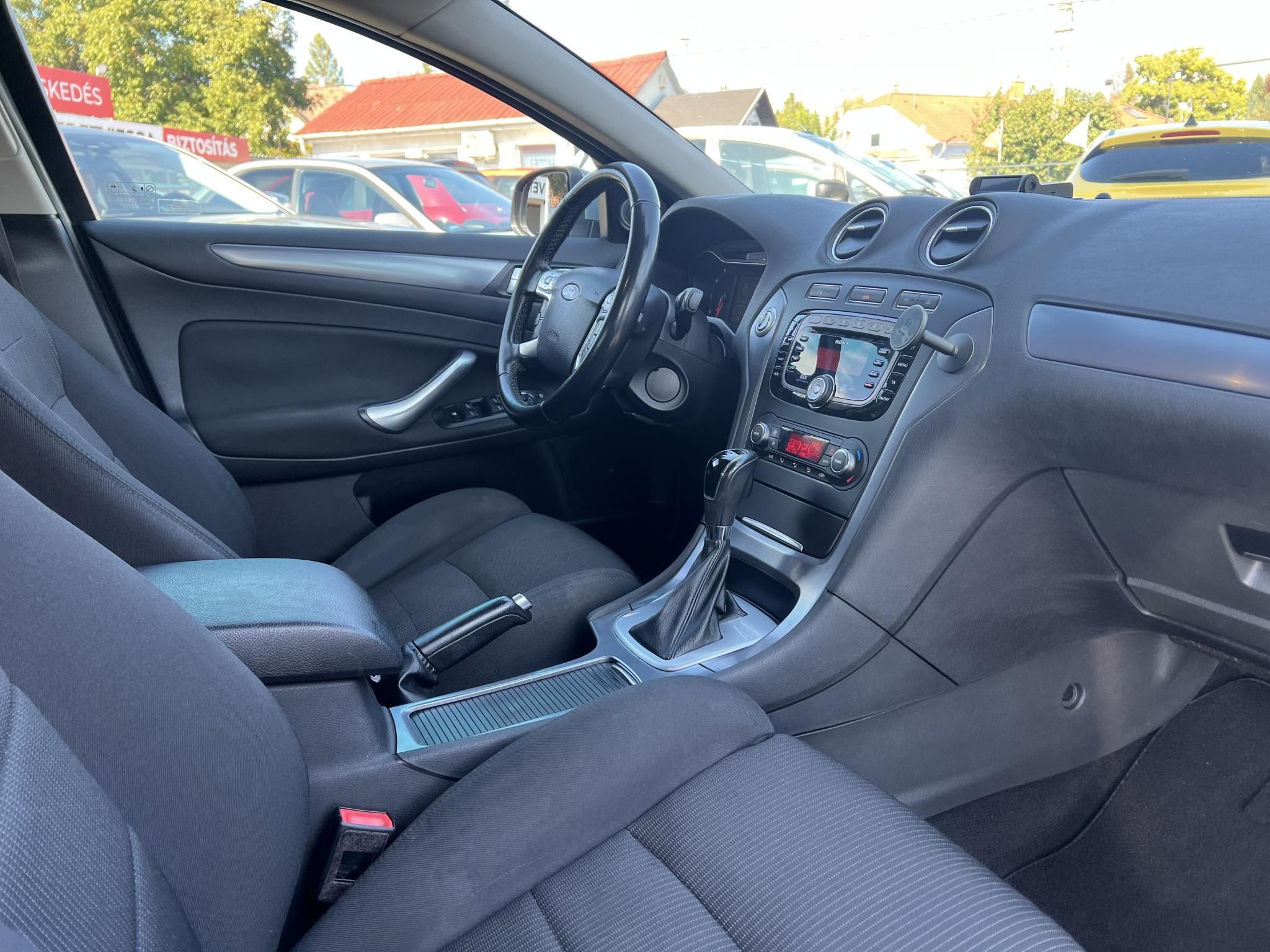 FORD MONDEO 2.0 TDCi Titanium Powershift Xenon Tempomat Keyless Ülésfűtés/hűtés GARANCIÁLIS VÁLTÓ!