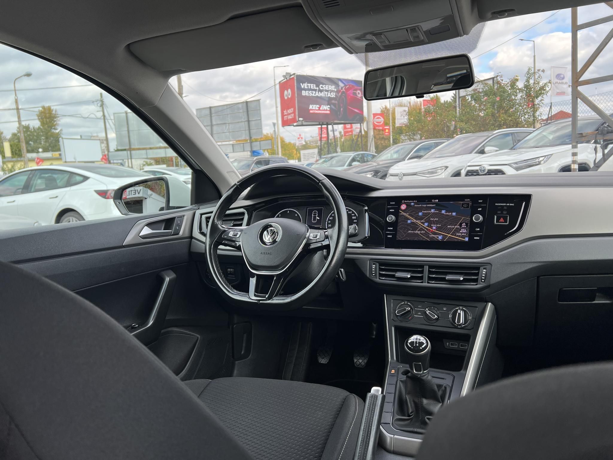 VOLKSWAGEN POLO VI 1.6 TDI SCR Comfortline Klíma Tempomat Navi Bluetooth 4 évszakos gumik!