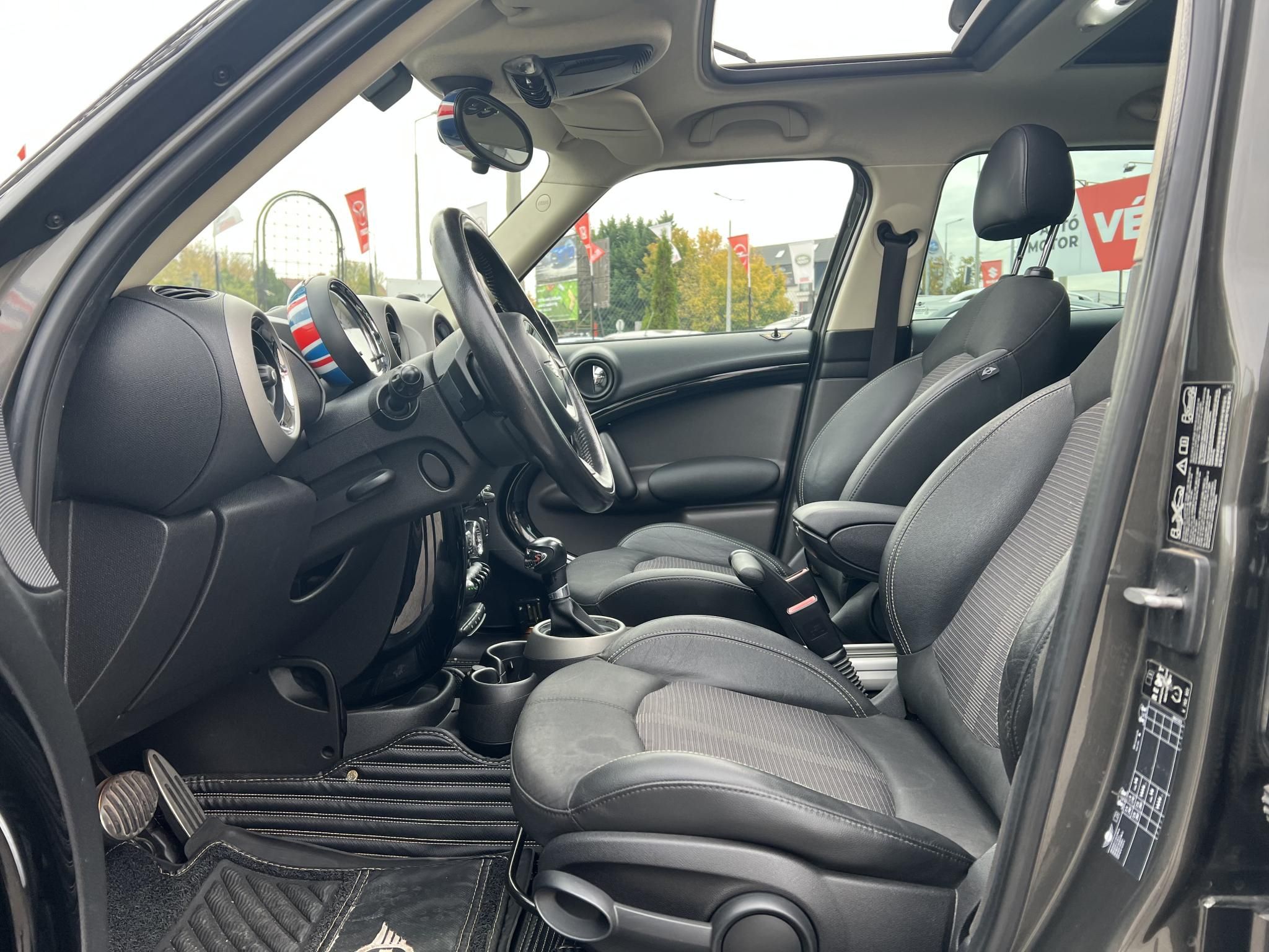 MINI COUNTRYMAN Cooper1.6 S ALL4 (Automata) Magyarországi Xenon Panorámatető Ülésfűtés Tempomat Kormányváltó