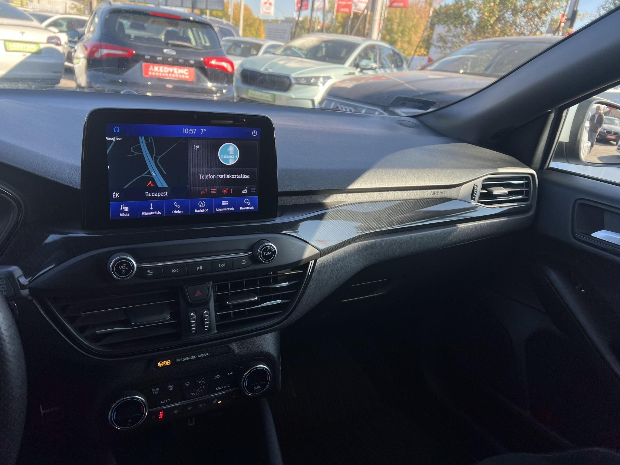 FORD FOCUS 2.3 EcoBoost ST Frissen szervizelt. RECARO. Carplay