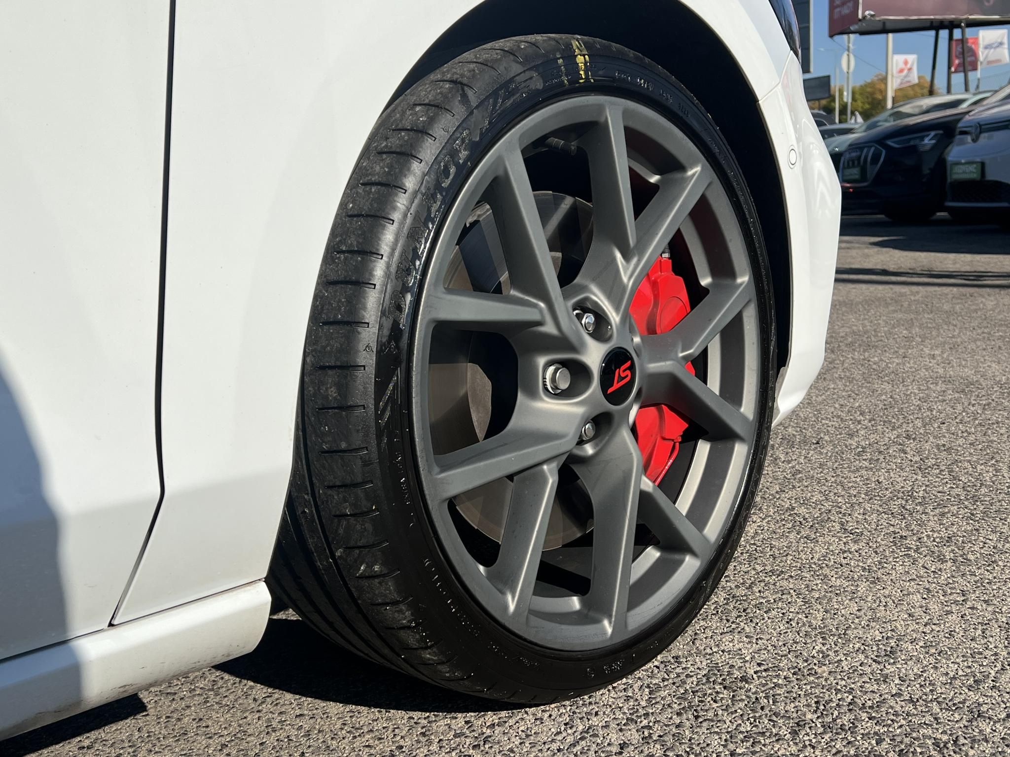 FORD FOCUS 2.3 EcoBoost ST Frissen szervizelt. RECARO. Carplay