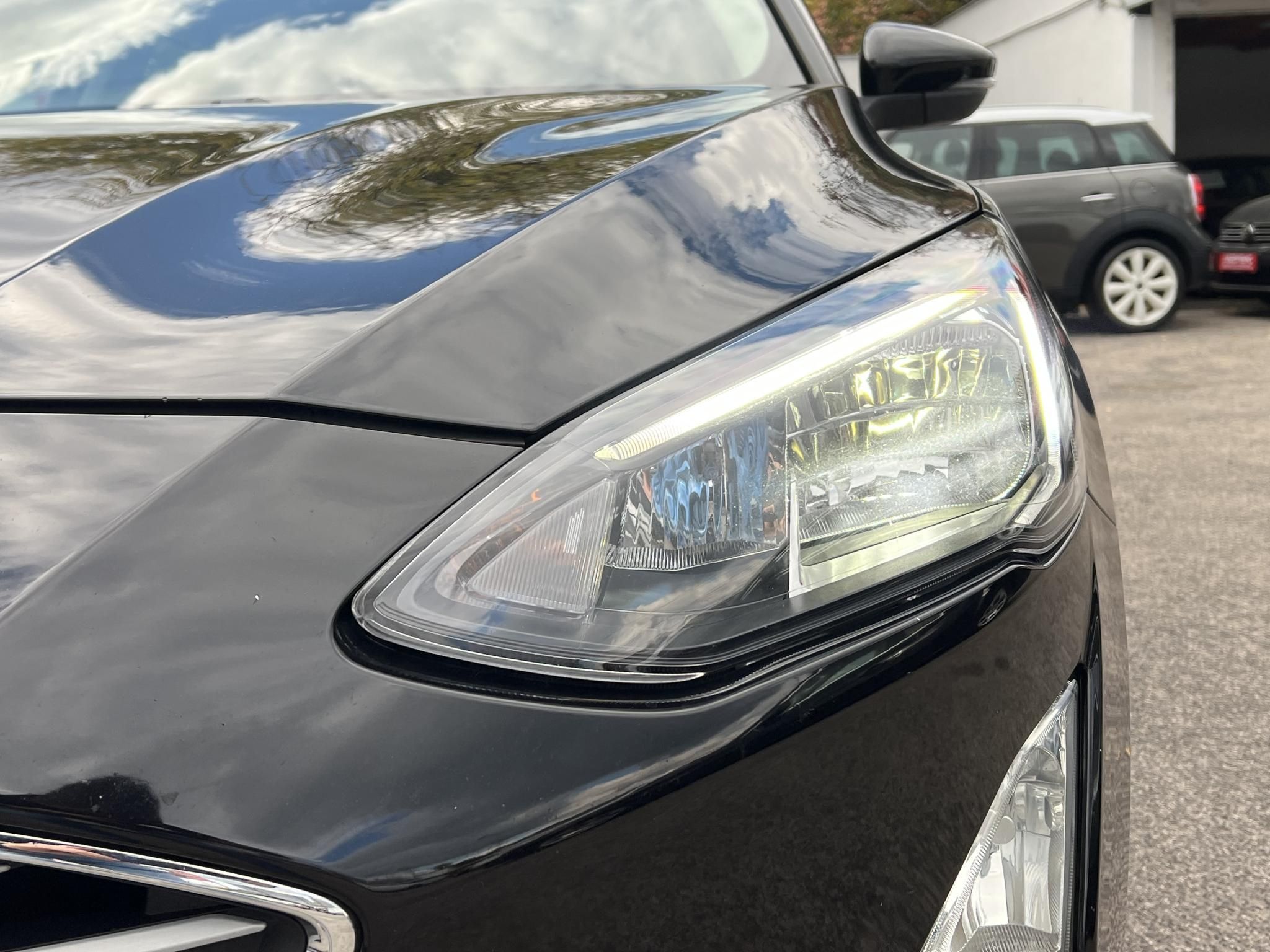 FORD FOCUS 1.0 EcoBoost Trend M.o.-i. 1.tul. Márkaszervizelt!