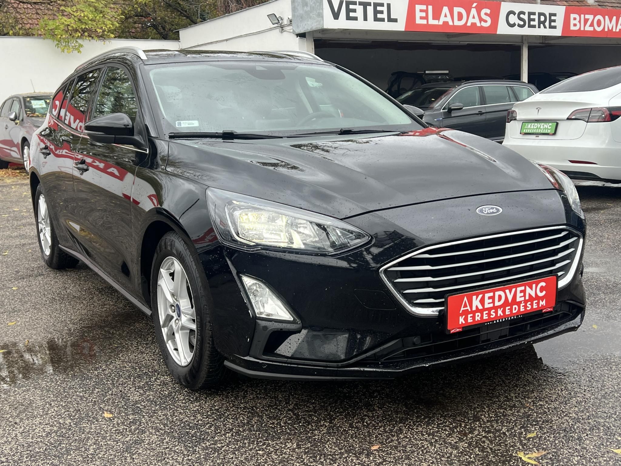 FORD FOCUS 1.0 EcoBoost Connected M.o.-i 1.tul. Márkaszervizelt! Carplay