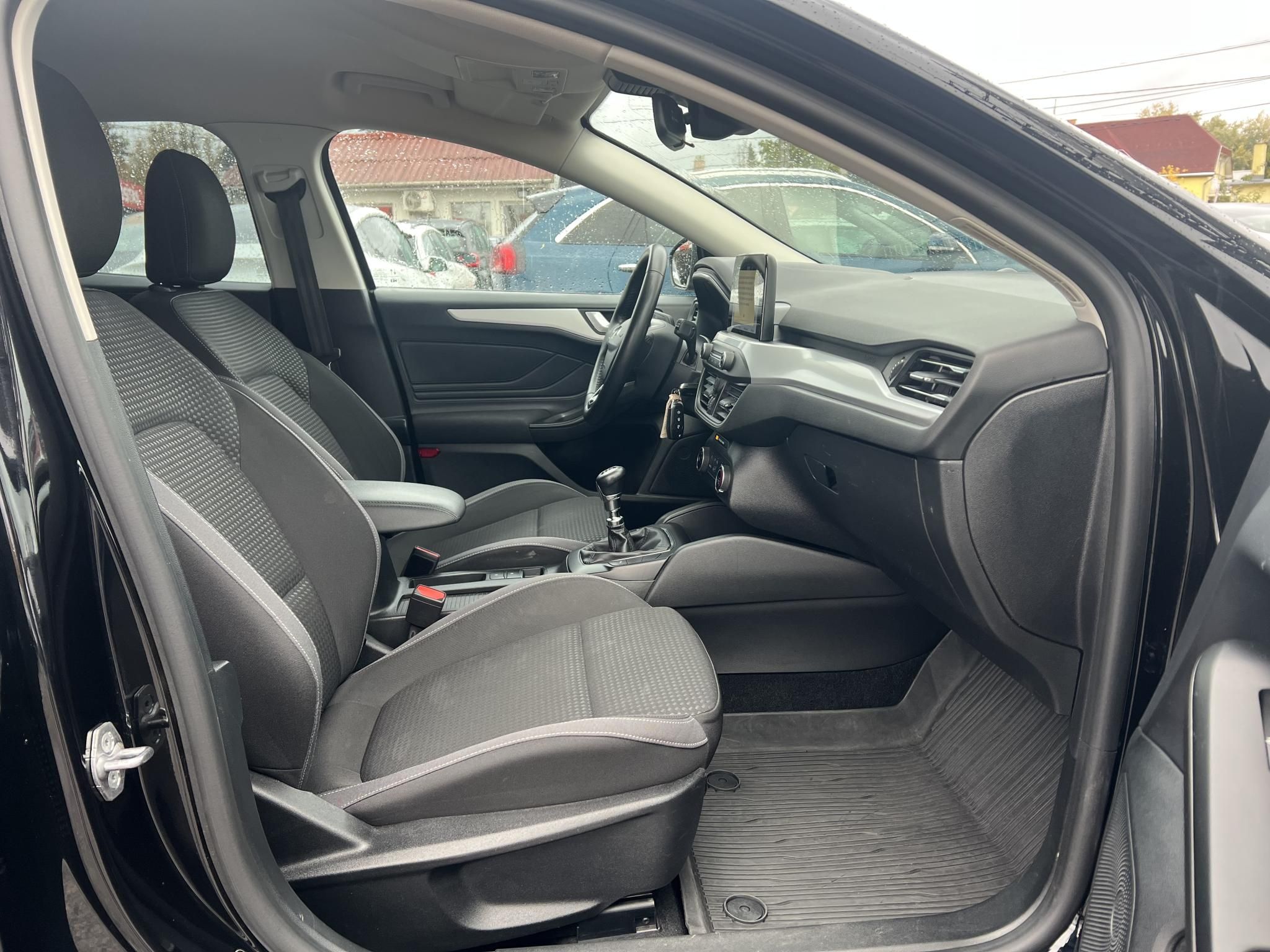 FORD FOCUS 1.0 EcoBoost Connected M.o.-i. 1.tul. Márkaszervizelt! Carplay