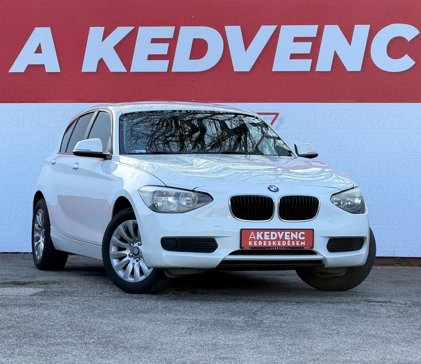 BMW 114d 140e km. Klíma Bluetooth 5L/100km!