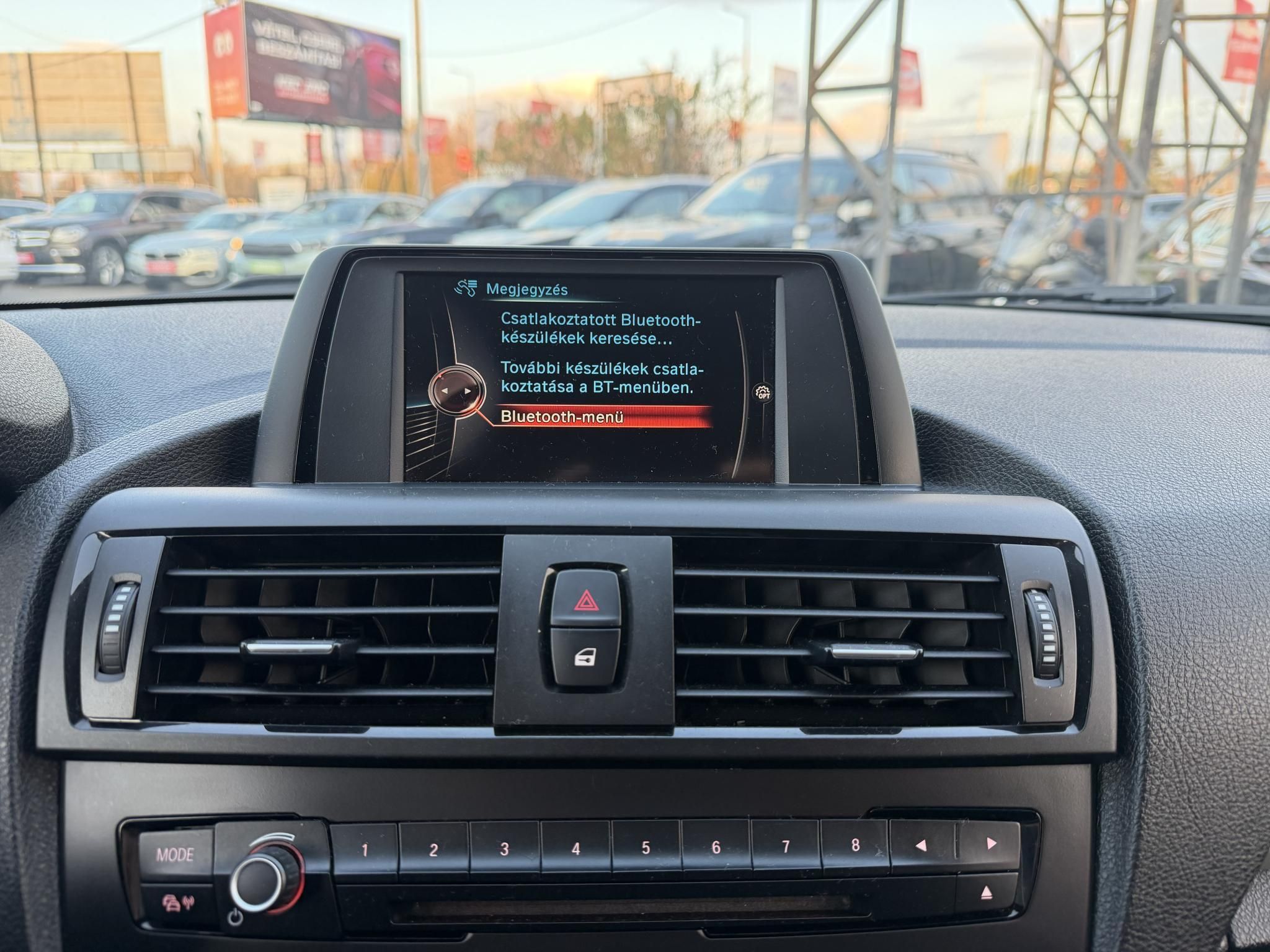 BMW 114d 140e km. Klíma Bluetooth 5L/100km!