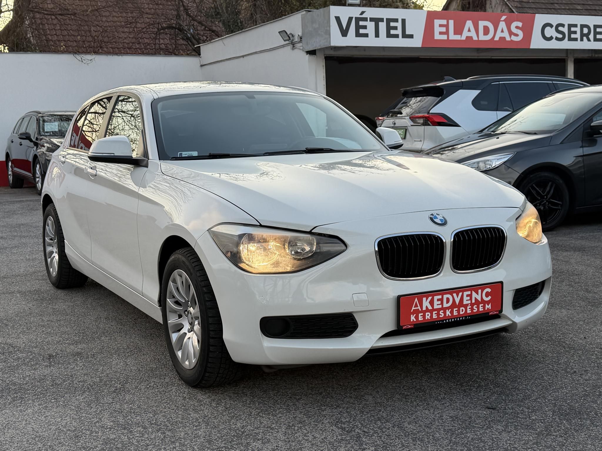 BMW 114d 140e km. Klíma Bluetooth 5L/100km!