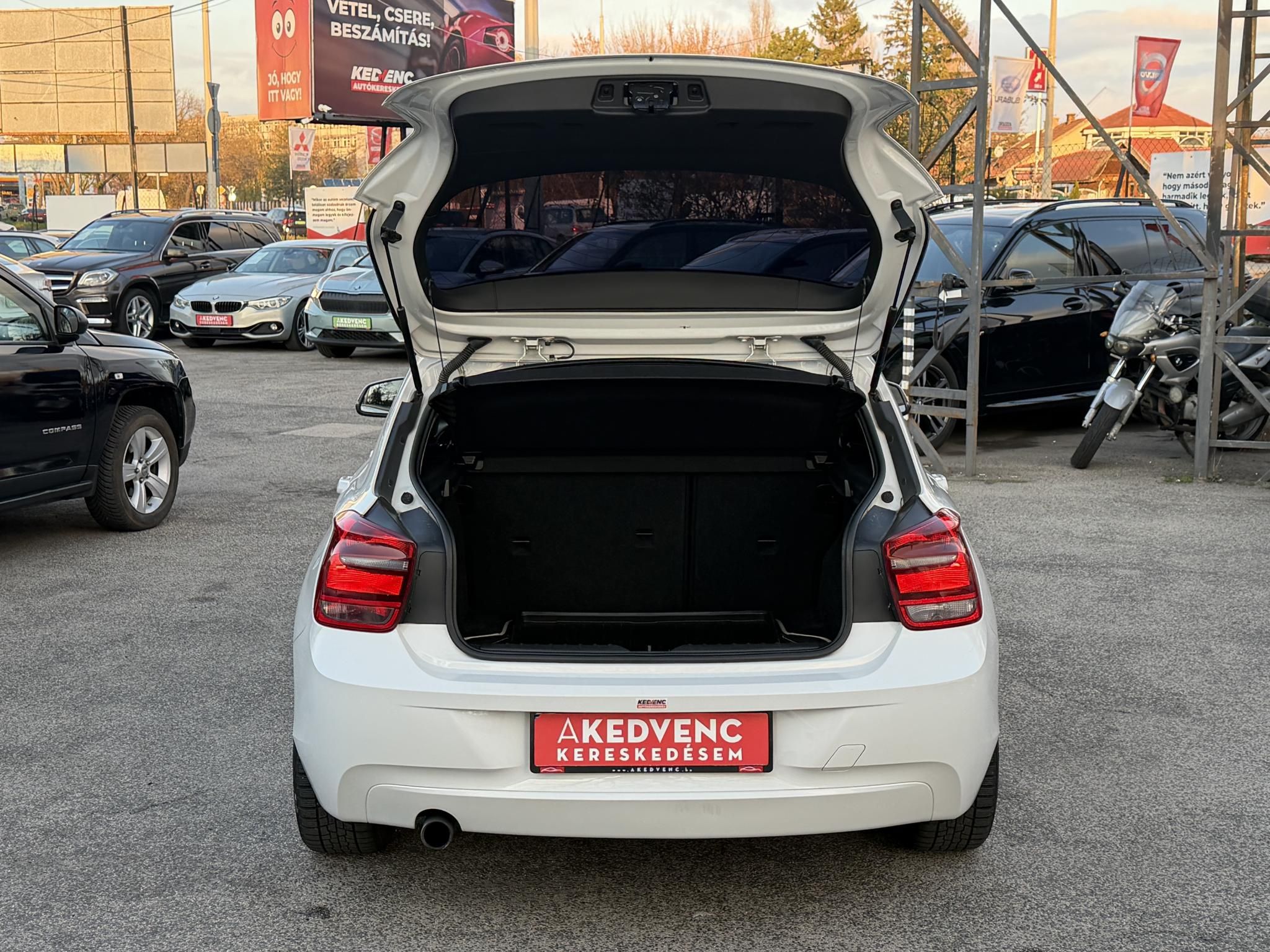 BMW 114d 140e km. Klíma Bluetooth 5L/100km!