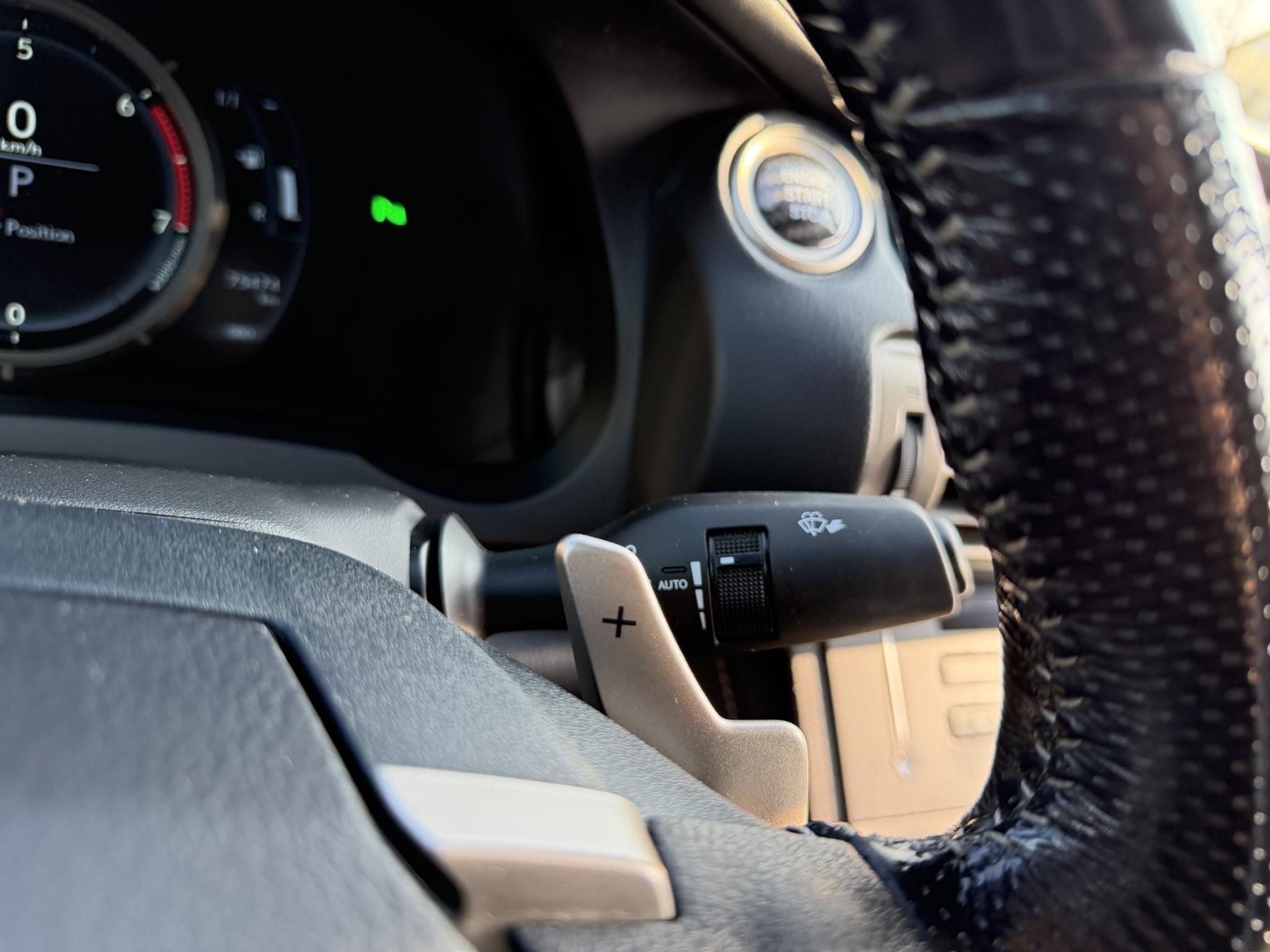 LEXUS IS 200t F Sport (Automata) 75e km. Magyarországi. Márkaszervizelt!