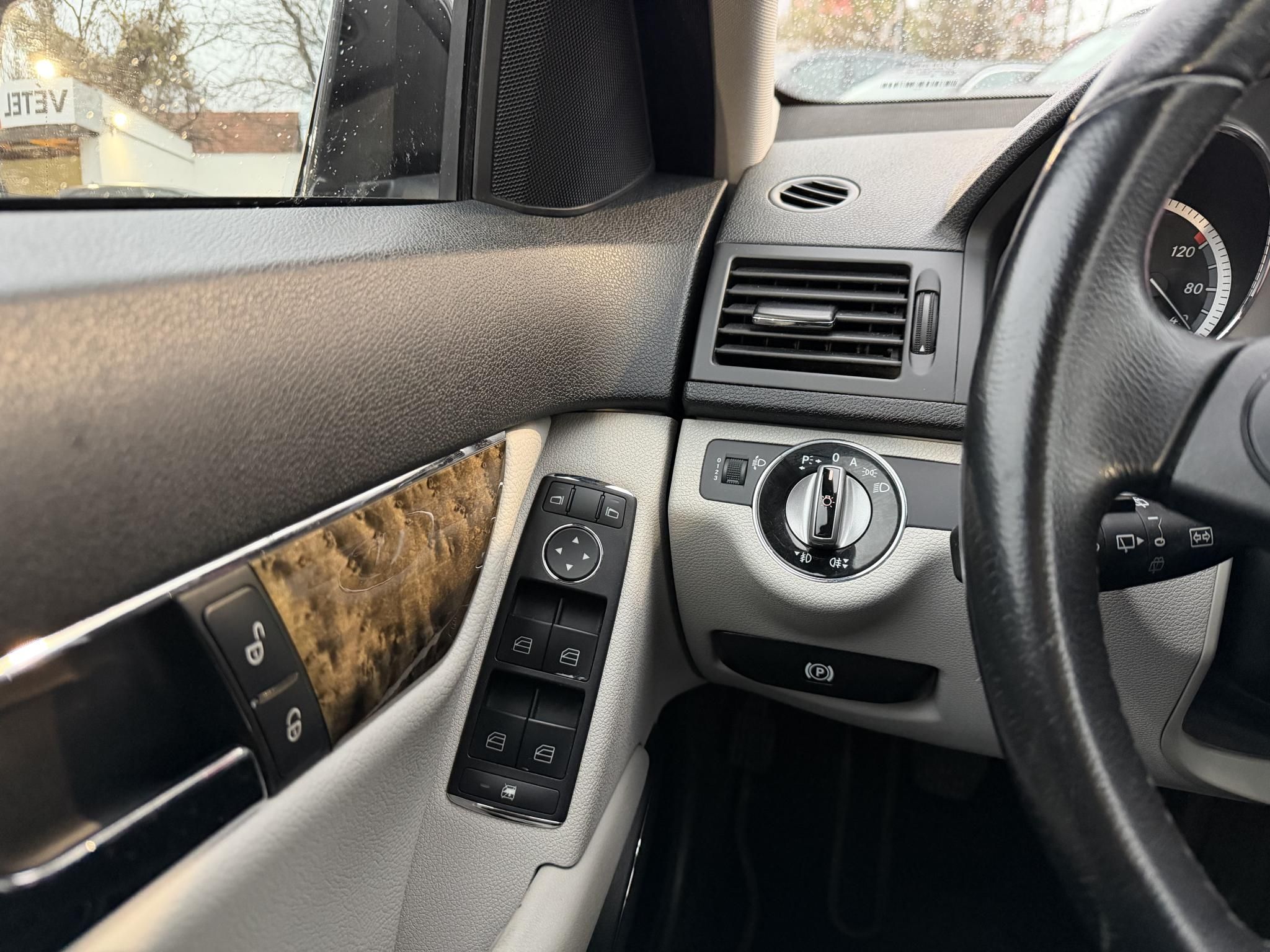 MERCEDES-BENZ C 200 T CDI Avantgarde 146e km. faberakás. világos belső!