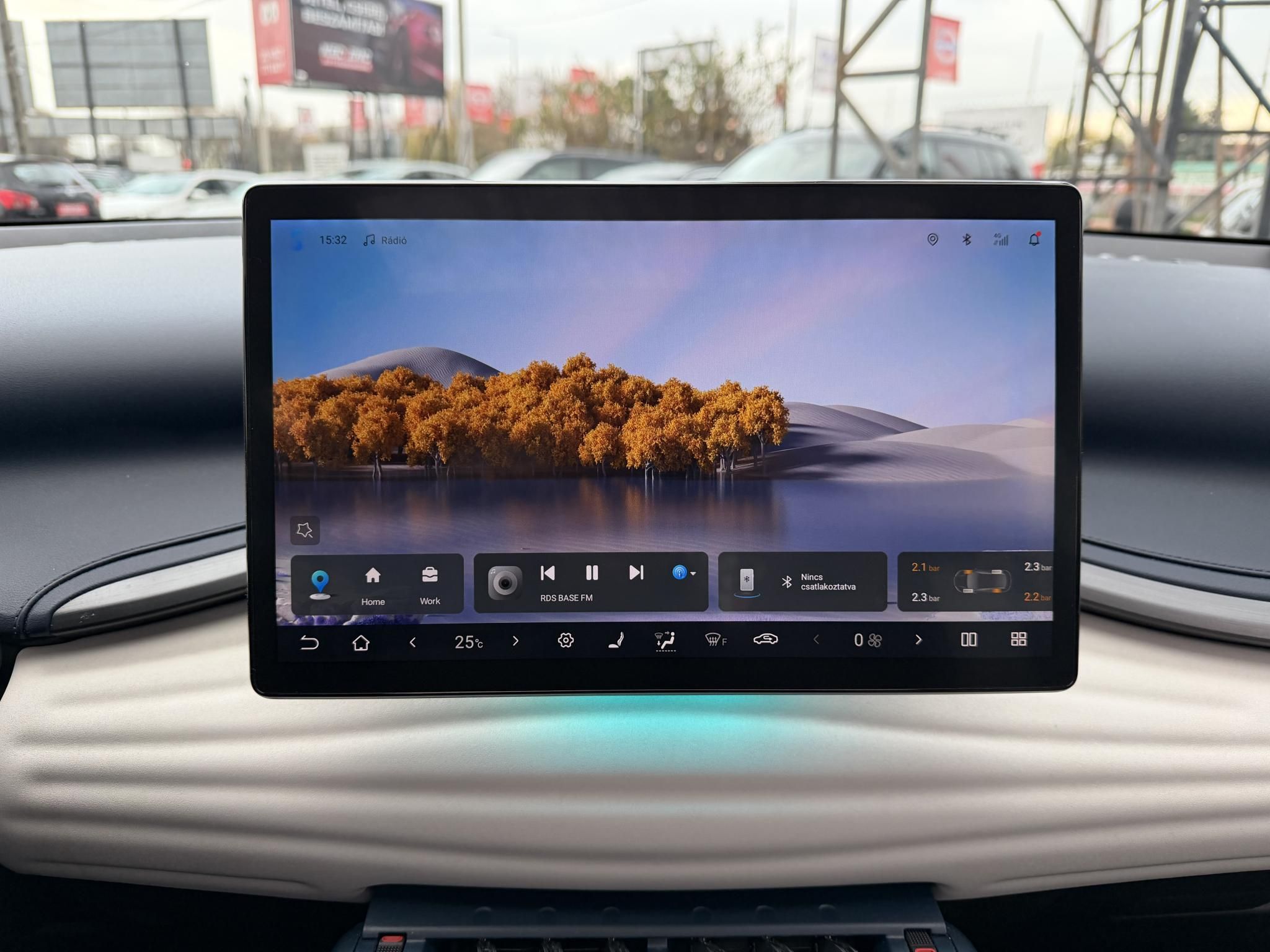 BYD ATTO 3 Design 60,4kWh LFP. M.o.-i. 1.tul. garanciális. panorámatető. világos belső!