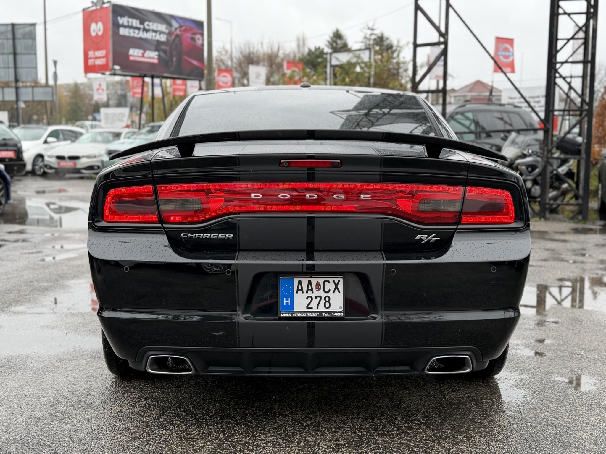 DODGE CHARGER 5.7 Hemi R/T