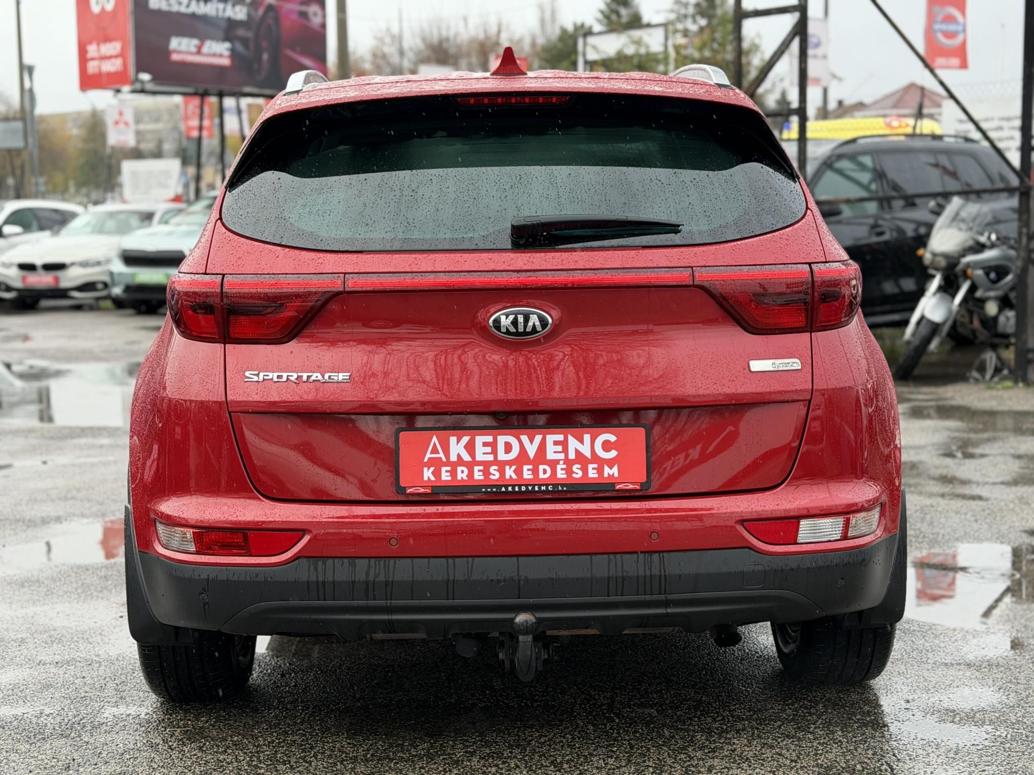 KIA SPORTAGE 1.6 GDI Gold 83e km. M.o.-i. 1.tul. Márkaszervizelt!