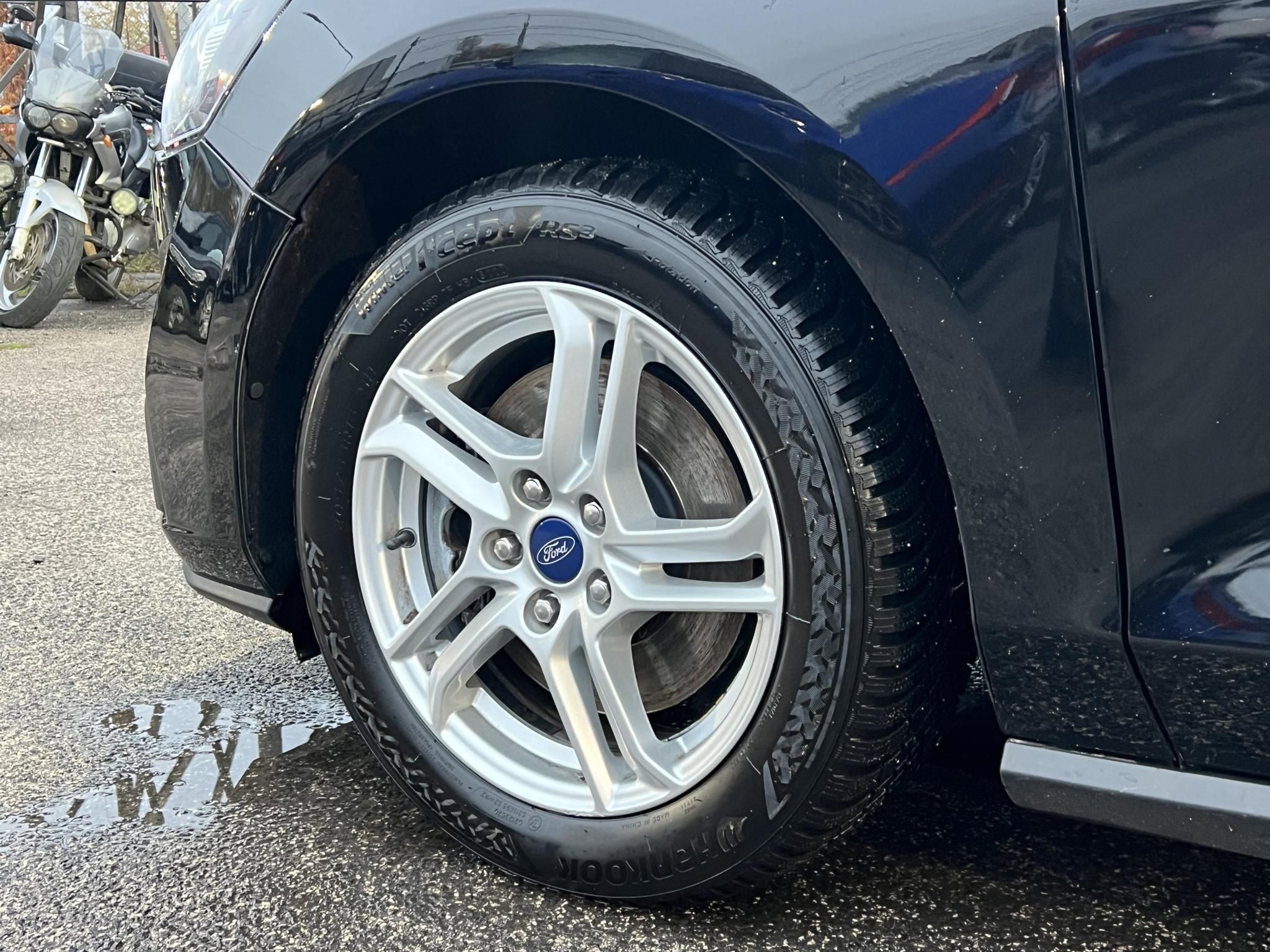 FORD FOCUS 1.0 EcoBoost Connected M.o.-i. 1.tul. Márkaszervizelt. Carplay!