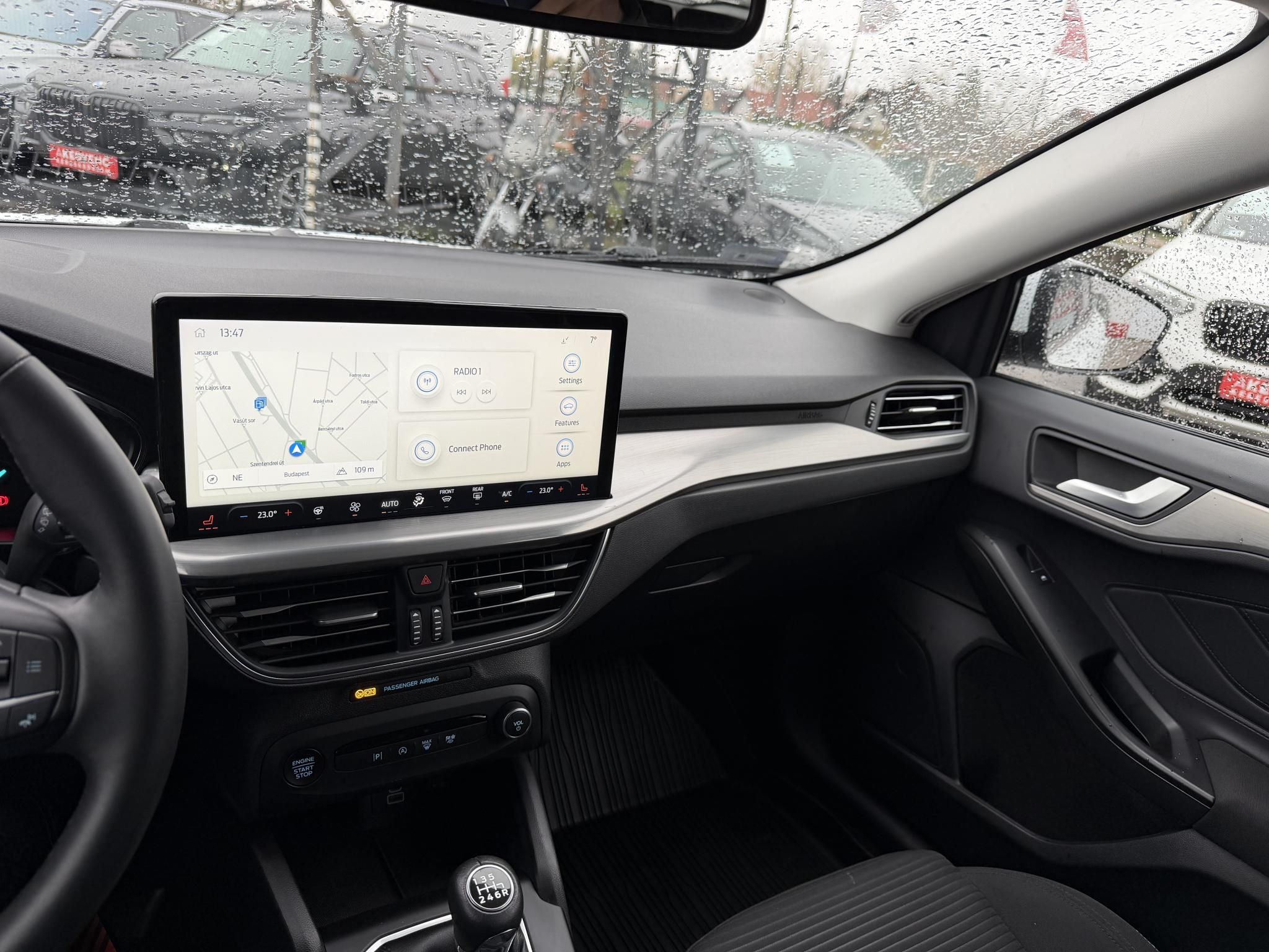 FORD FOCUS 1.0 EcoBoost Titanium Style 19e km. ÁFÁS ÁR! LED Carplay Ülésfűtés Kormányfűtés Táblafelismerő