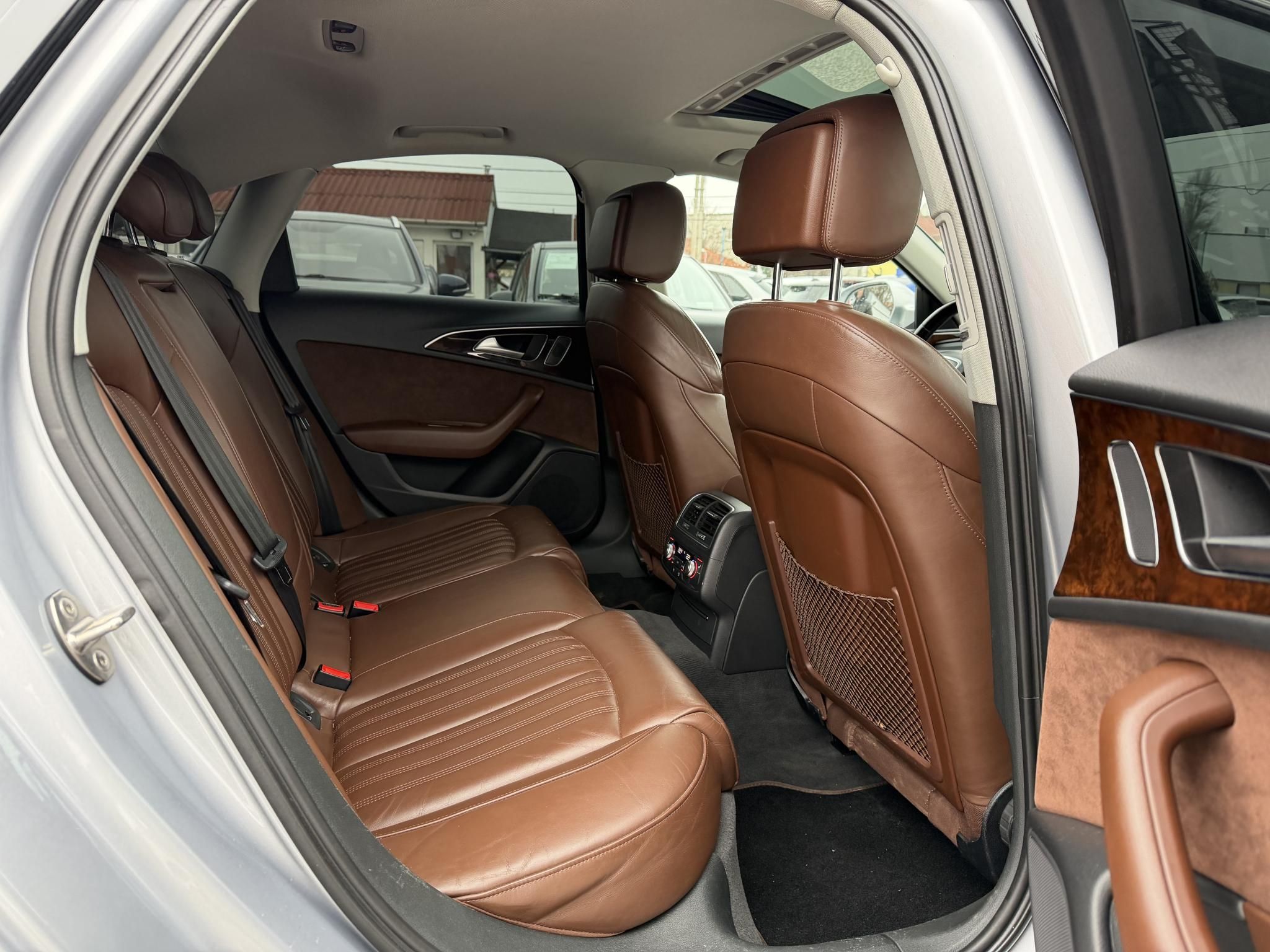 AUDI A6 3.0 V6 TDI quattro S-tronic Napfénytető Távtartó Carplay Barna bőr Friss olaj szerviz. Vezérlés cserélve!