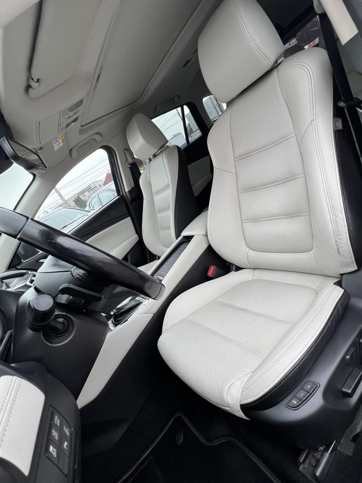 MAZDA 6 Sportkombi 2.2 CD Revolution Top (Automata) Sávtartó Head-up Napfénytető Fehér bőr Tolatókamera F1 Váltó!