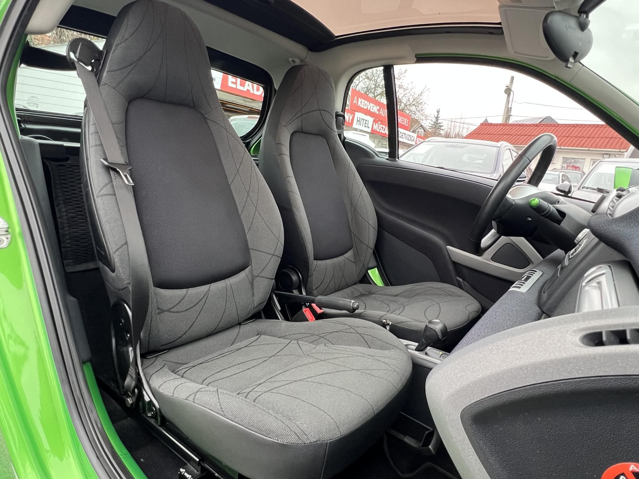 SMART FORTWO Electric Drive JBL Panorámatető