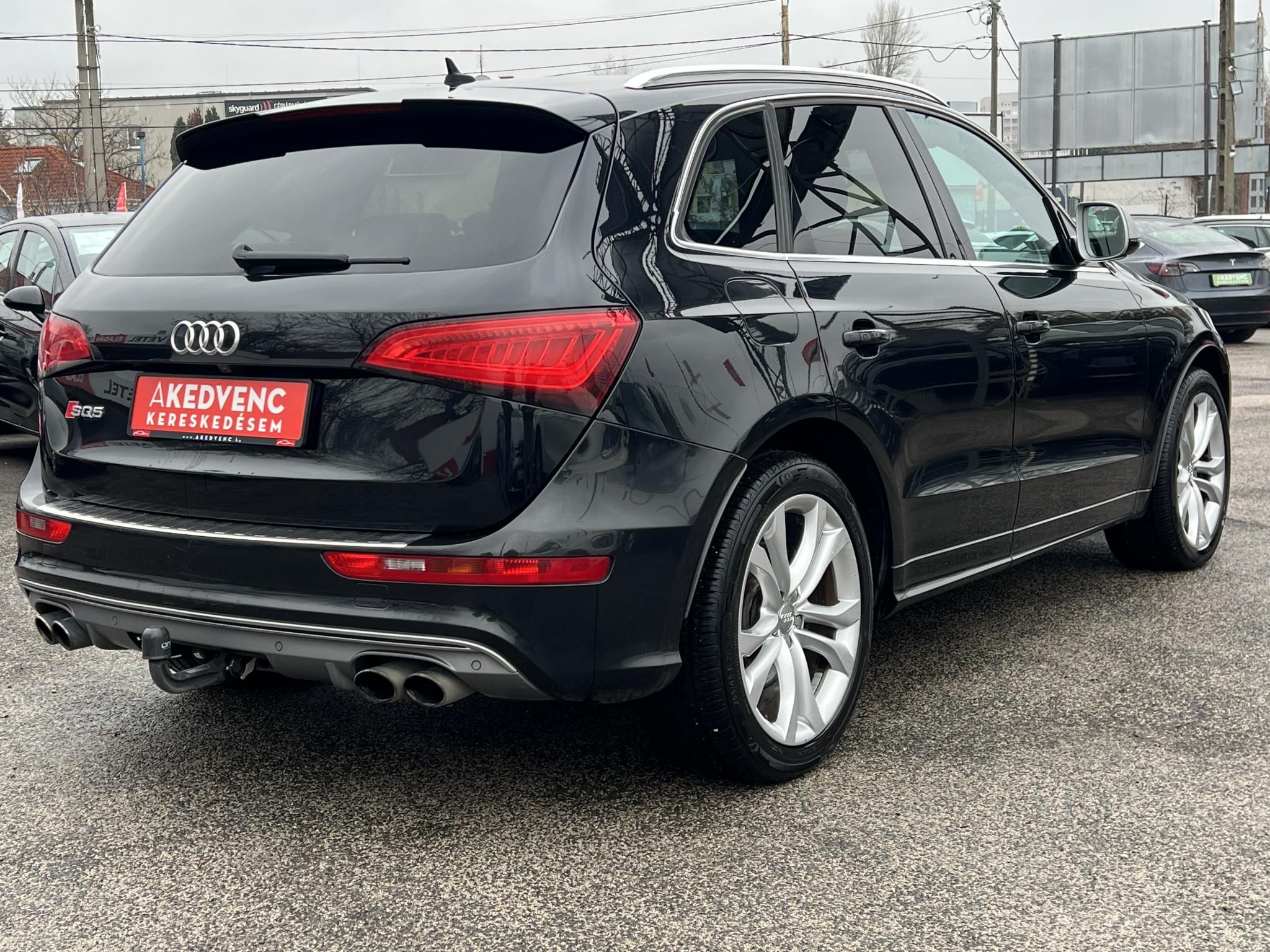 AUDI Q5 SQ5 3.0 TDI quattro Tiptronic ic Xenon Panorámatető Távtartó Navi Kamera Memória Ülésfűtés Vonóhorog