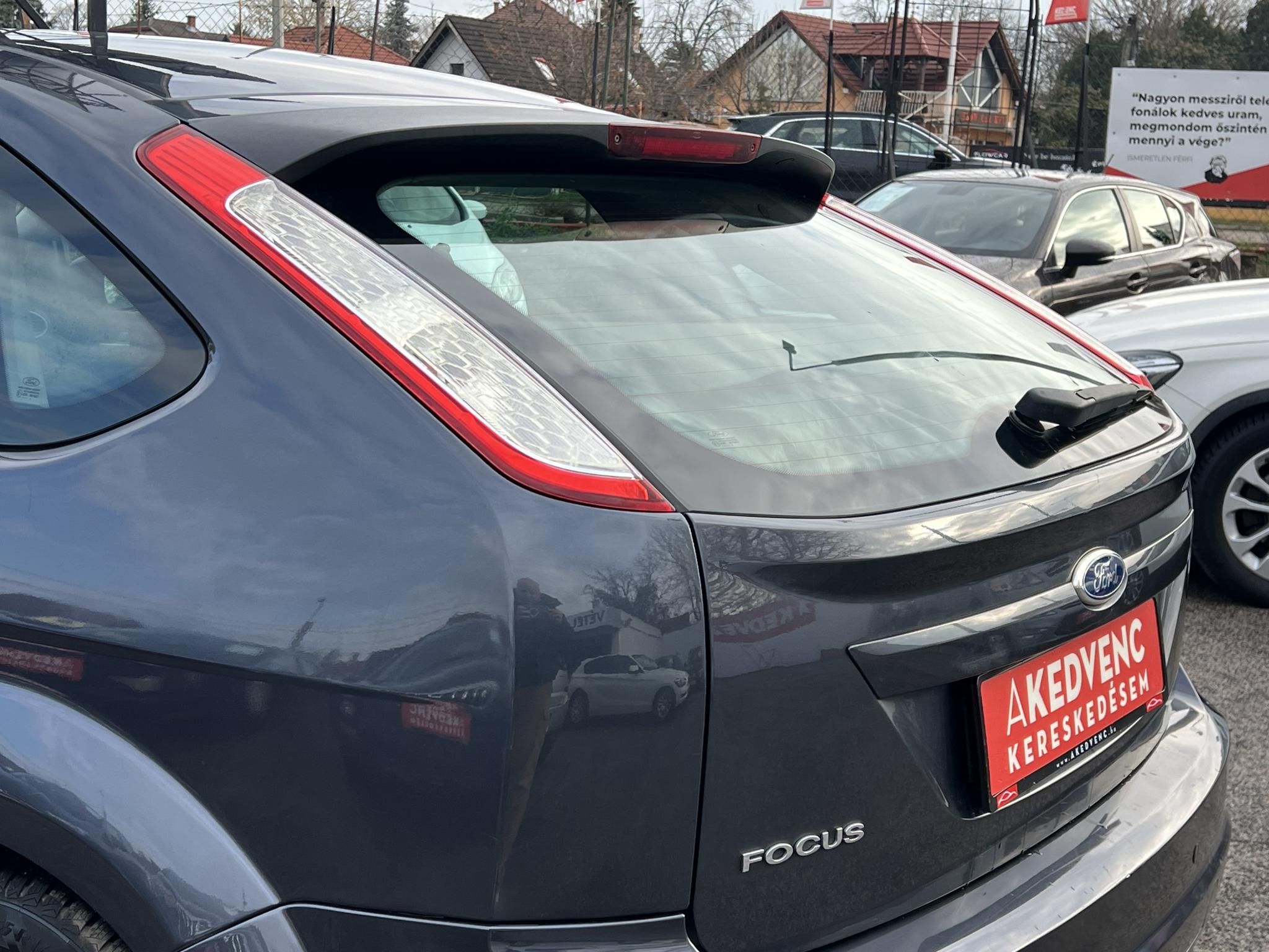 FORD FOCUS 1.6 Ghia (Automata) Klíma Tempomat Téli-nyári garnitúra!