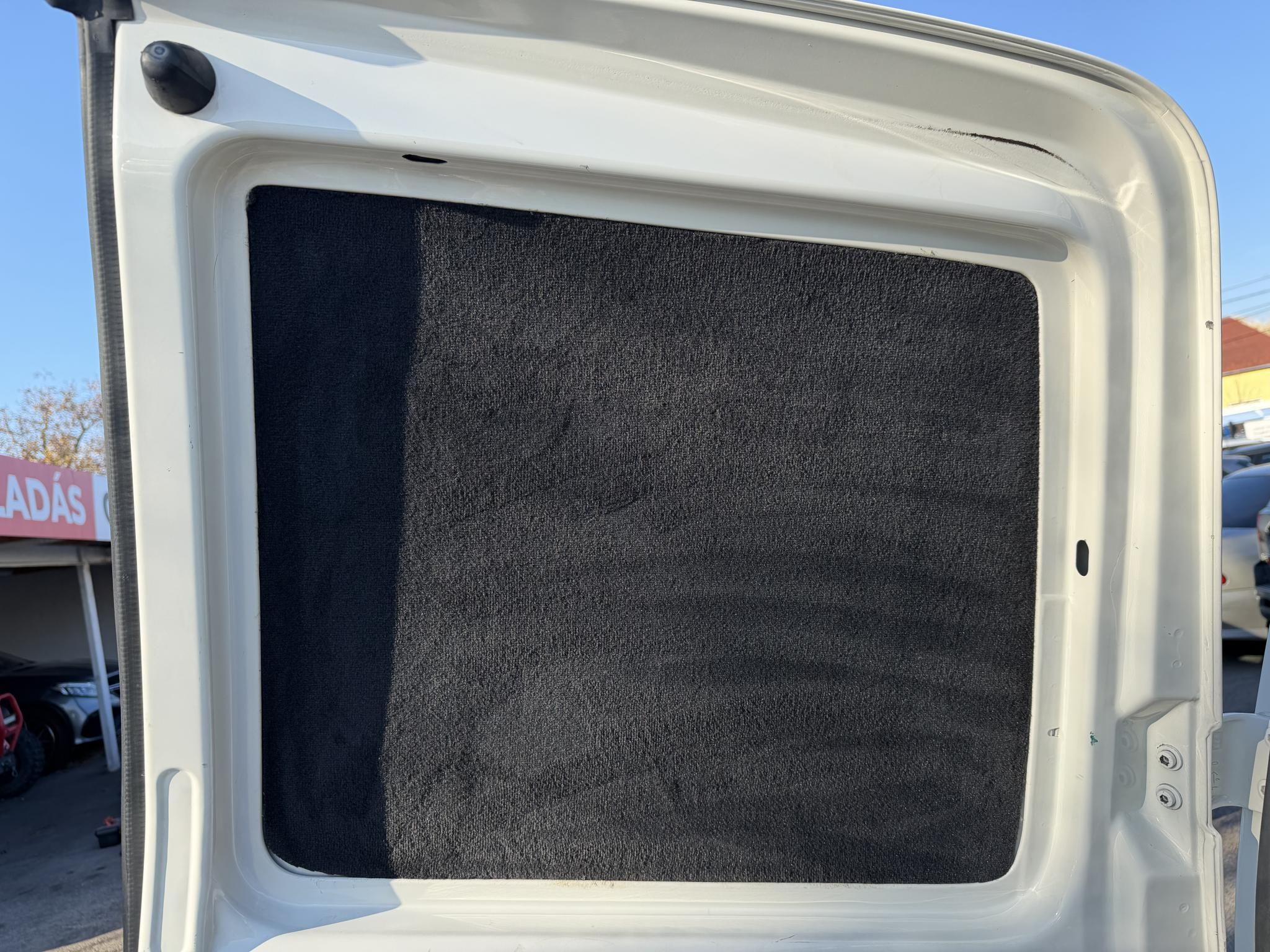 VOLKSWAGEN TRANSPORTER T4 2.5 7DH 1Y2 Hosszú. klímás. kitűnő állapotban!