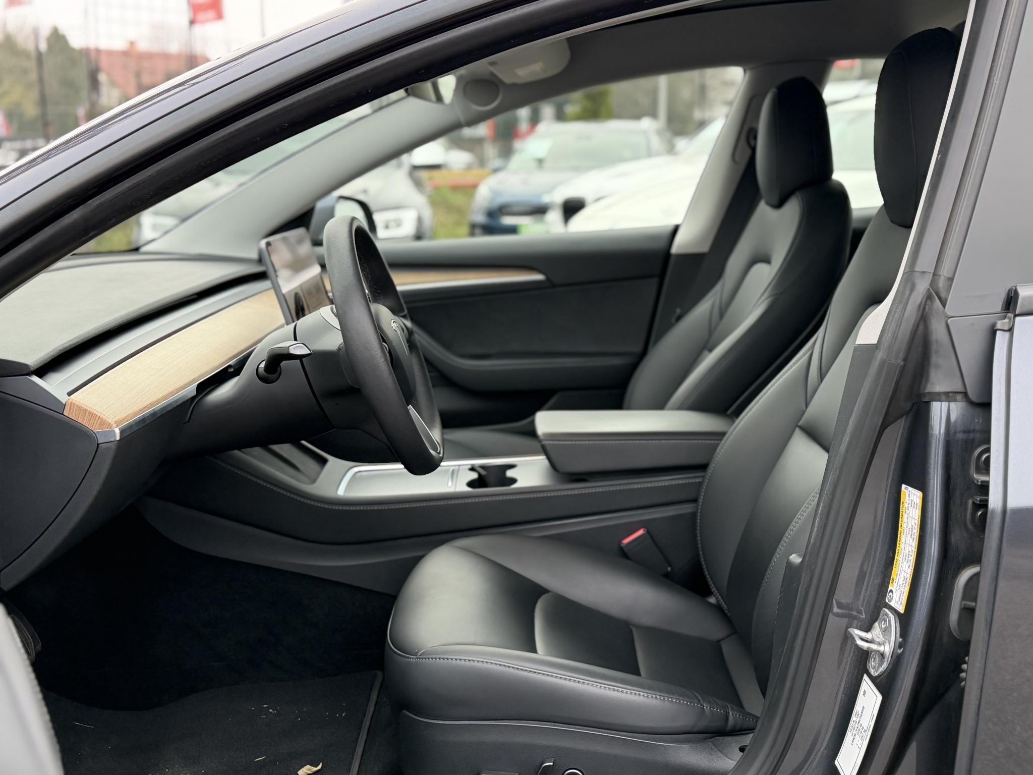 TESLA MODEL 3 Long Range AWD (Automata) 95e km. garanciális. mátrix LED. hőszivattyú. premium hifi