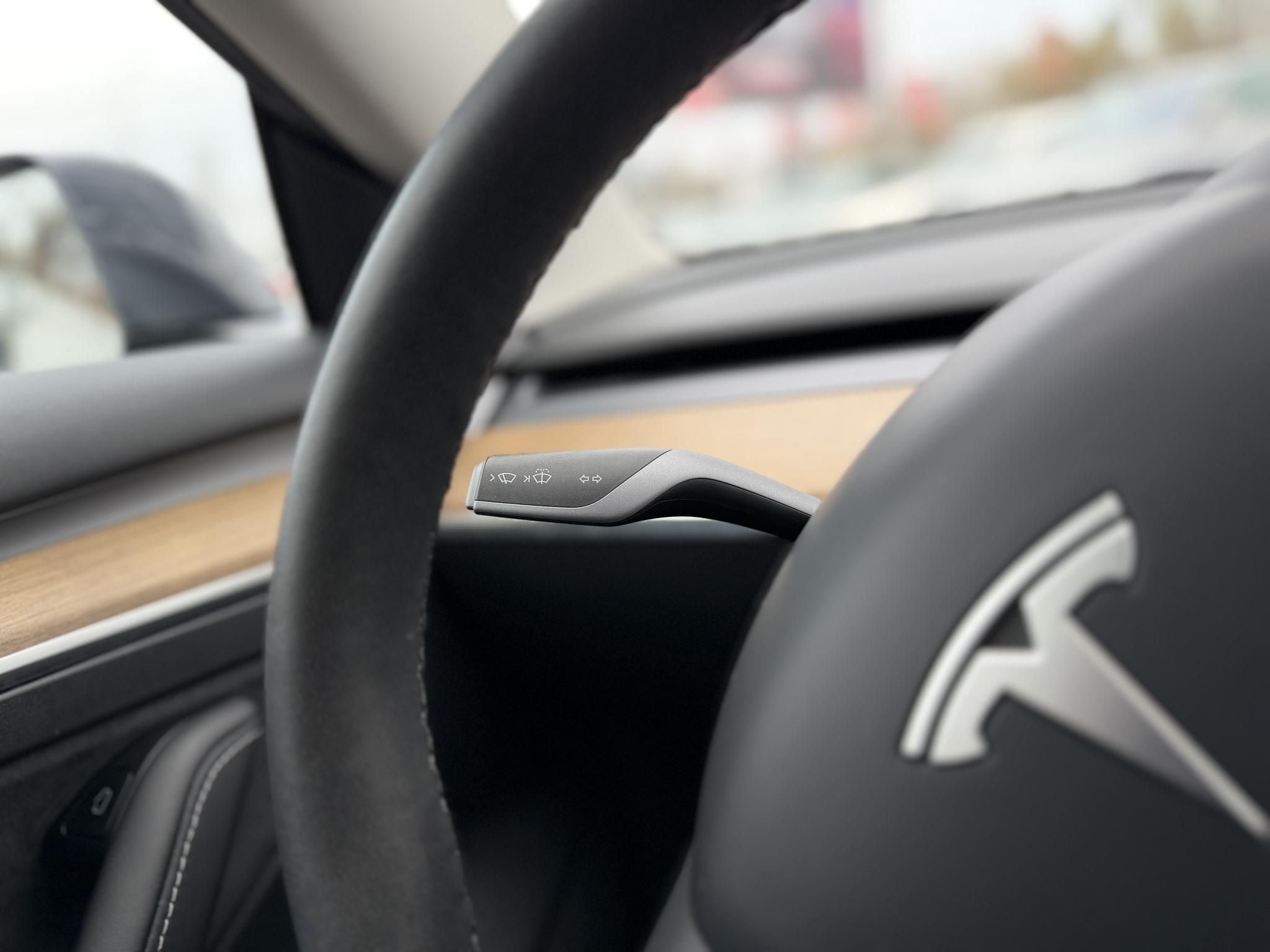 TESLA MODEL 3 Long Range AWD (Automata) 95e km. garanciális. mátrix LED. hőszivattyú. premium hifi