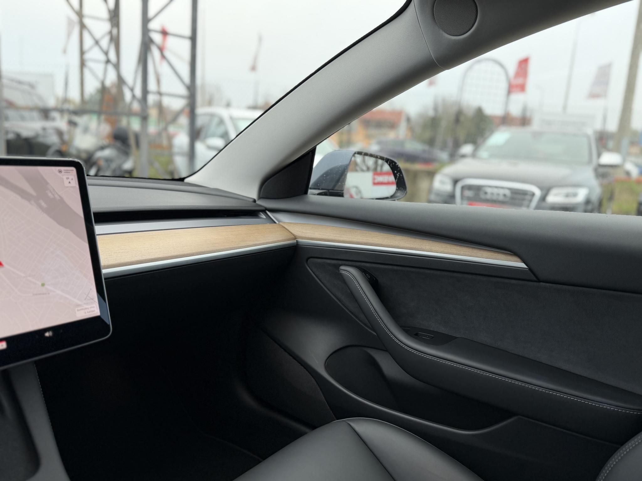 TESLA MODEL 3 Long Range AWD (Automata) 95e km. garanciális. mátrix LED. hőszivattyú. premium hifi