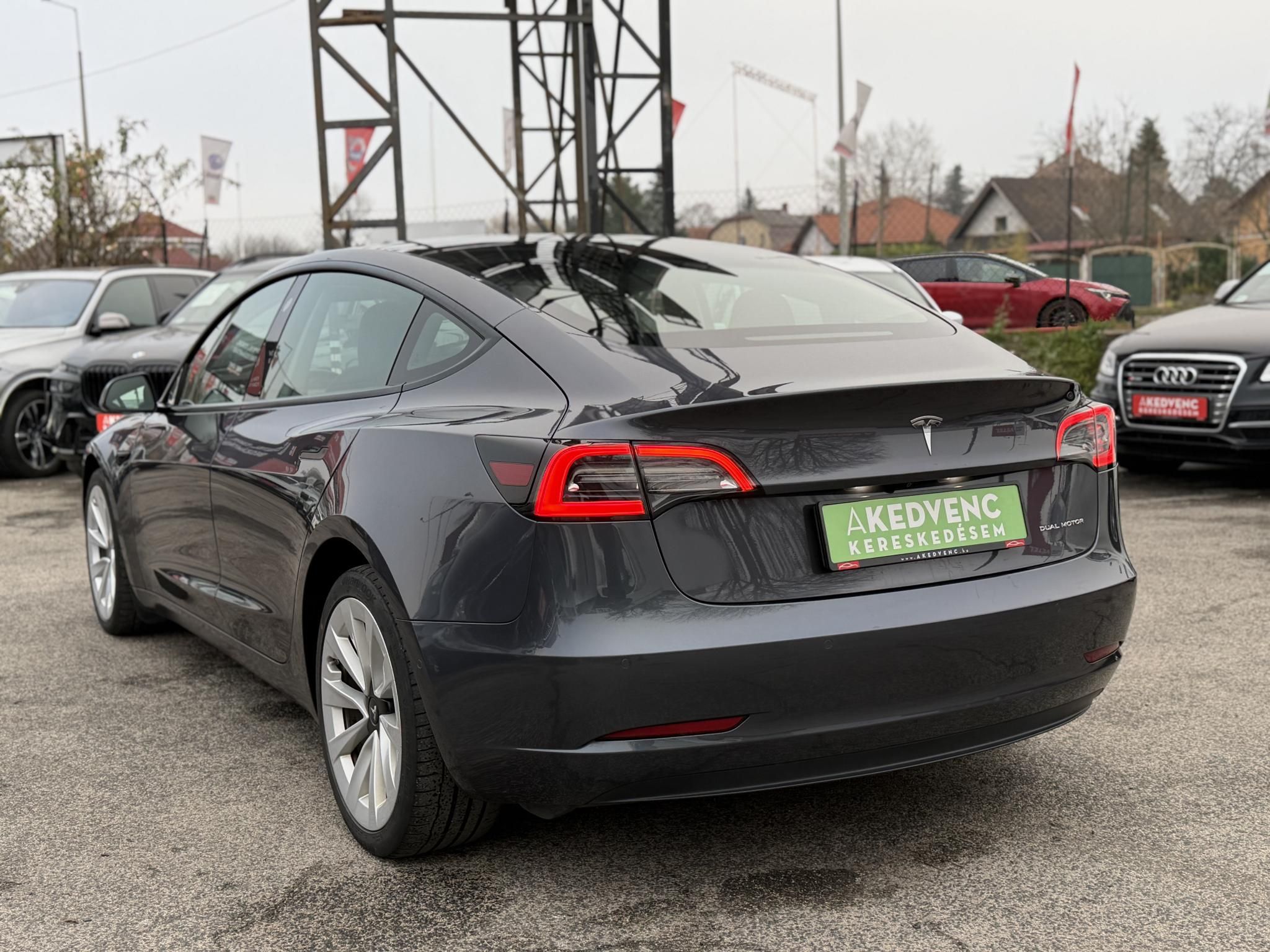 TESLA MODEL 3 Long Range AWD (Automata) 95e km. garanciális. mátrix LED. hőszivattyú. premium hifi