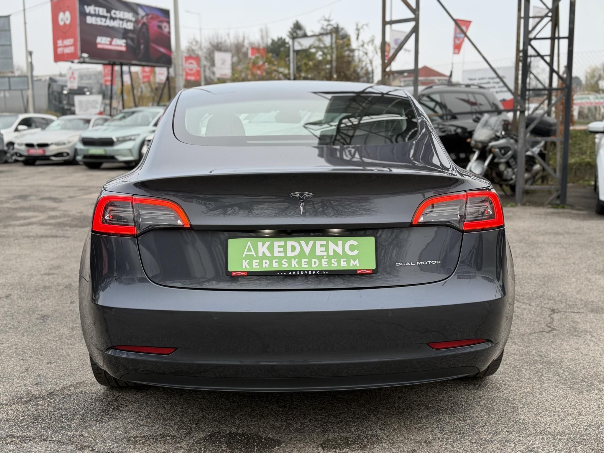 TESLA MODEL 3 Long Range AWD (Automata) 95e km. garanciális. mátrix LED. hőszivattyú. premium hifi