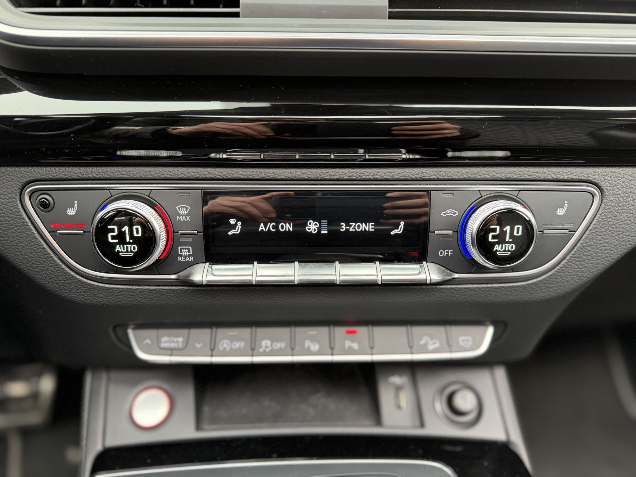 AUDI Q5 SQ5 3.0 TFSI quattro Tiptronic ic Magasan felszerelt! Bang & Olufsen Panorámatető Memória Carplay stb