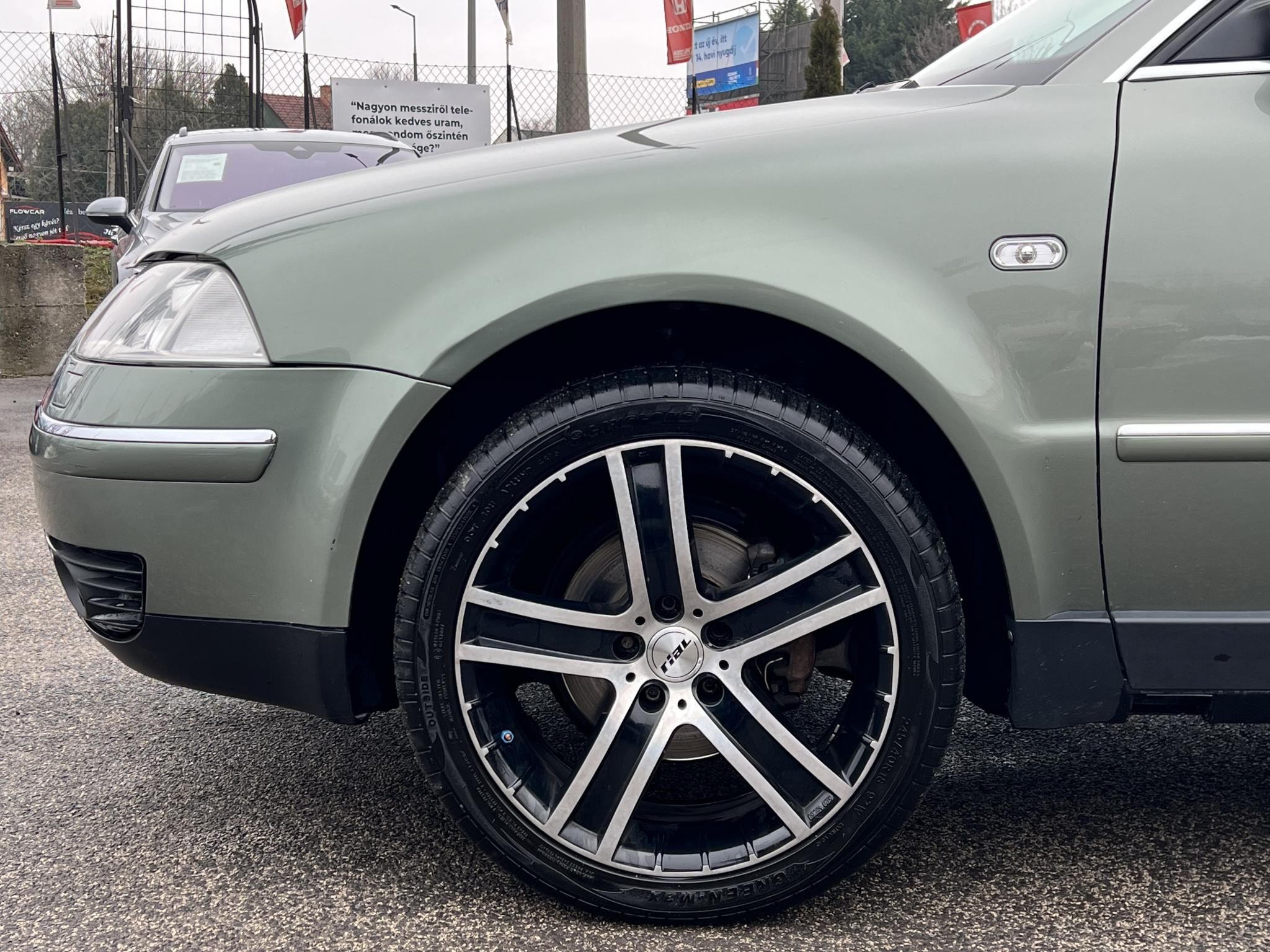 VOLKSWAGEN PASSAT 1.6 Comfortline Business