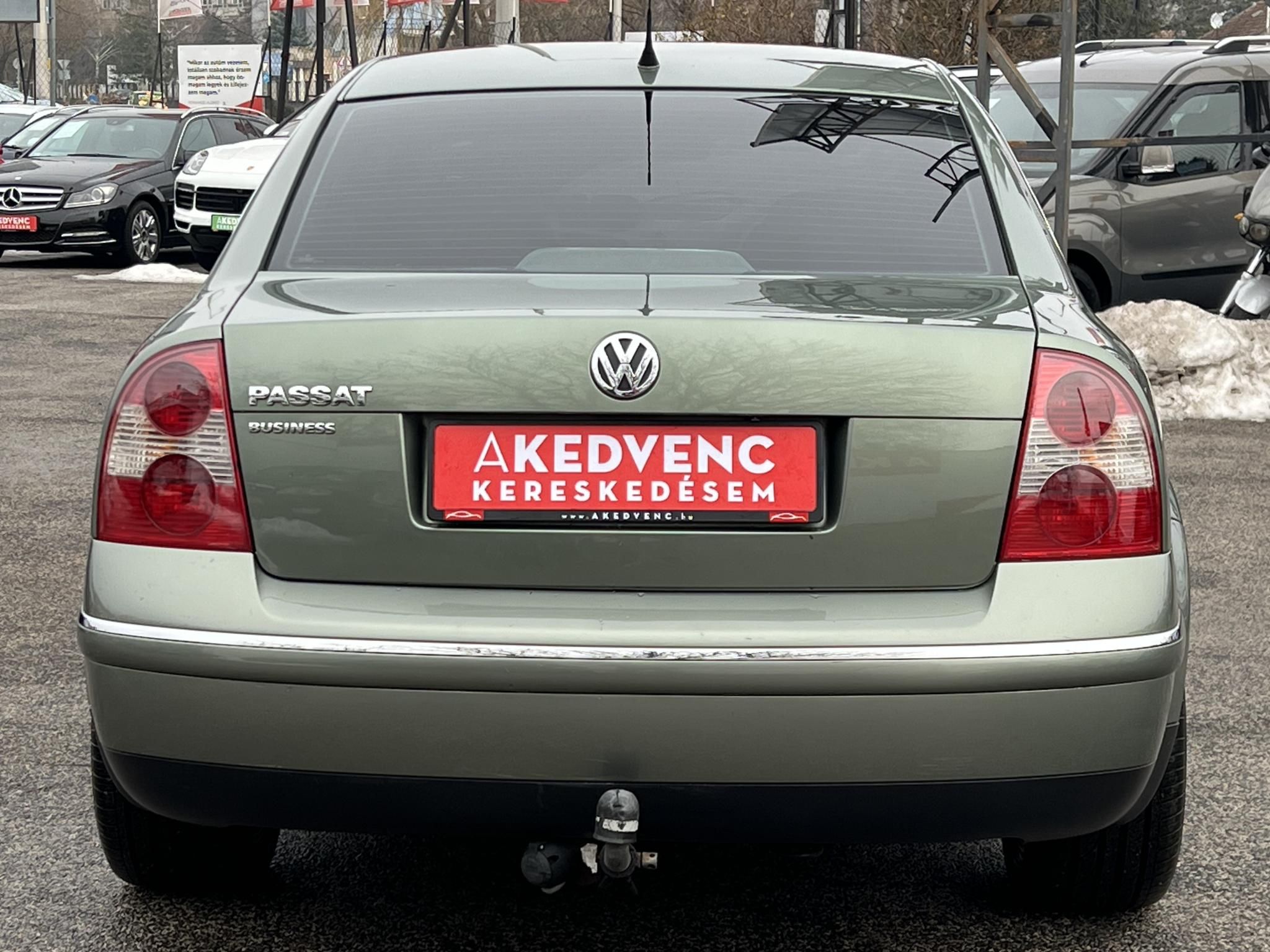 VOLKSWAGEN PASSAT 1.6 Comfortline Business