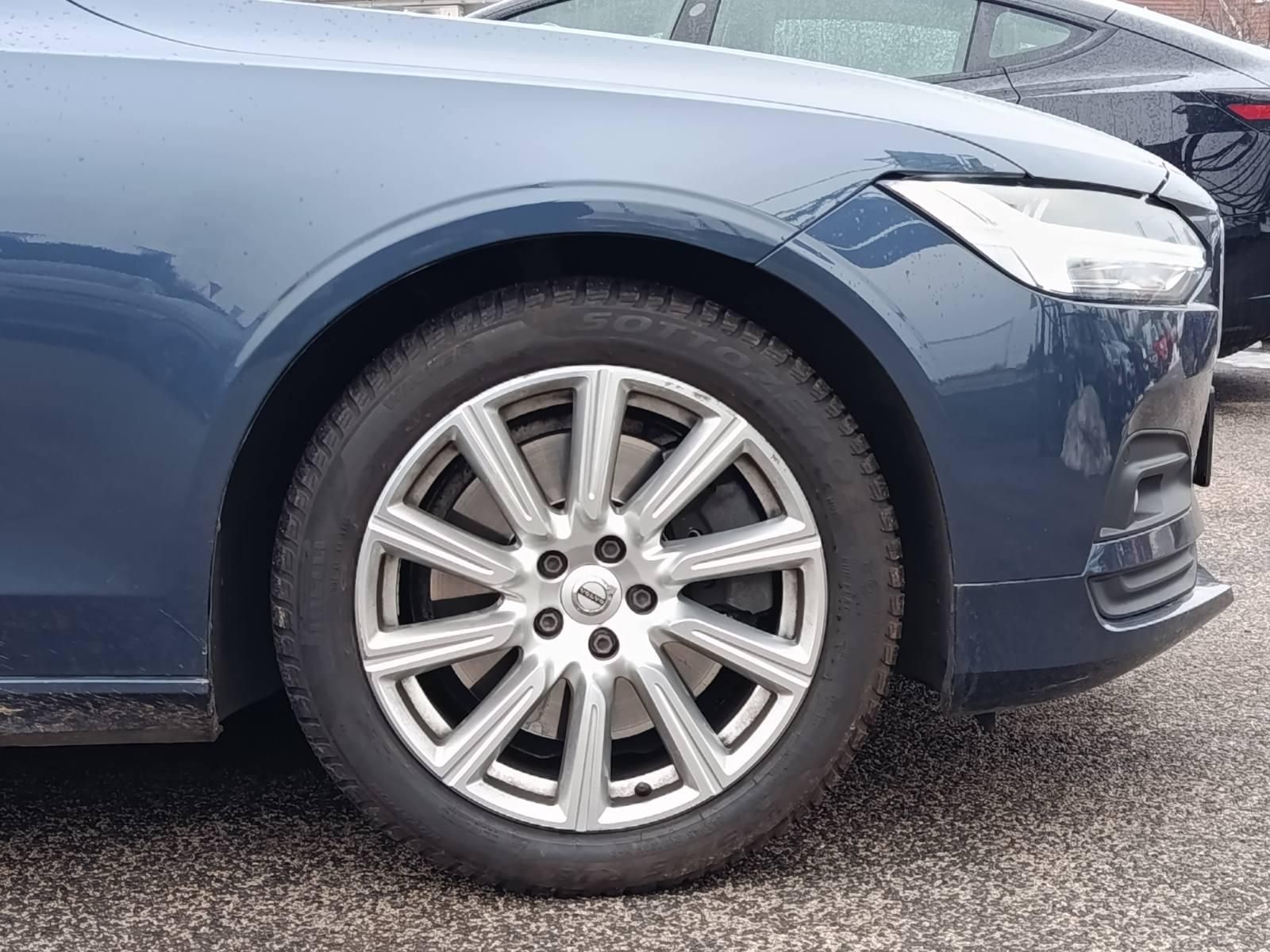 VOLVO S90 2.0 [B4] MHEV Inscription Geartronic harman/kardon hangrendszer. végig vezetett szervizkönyv