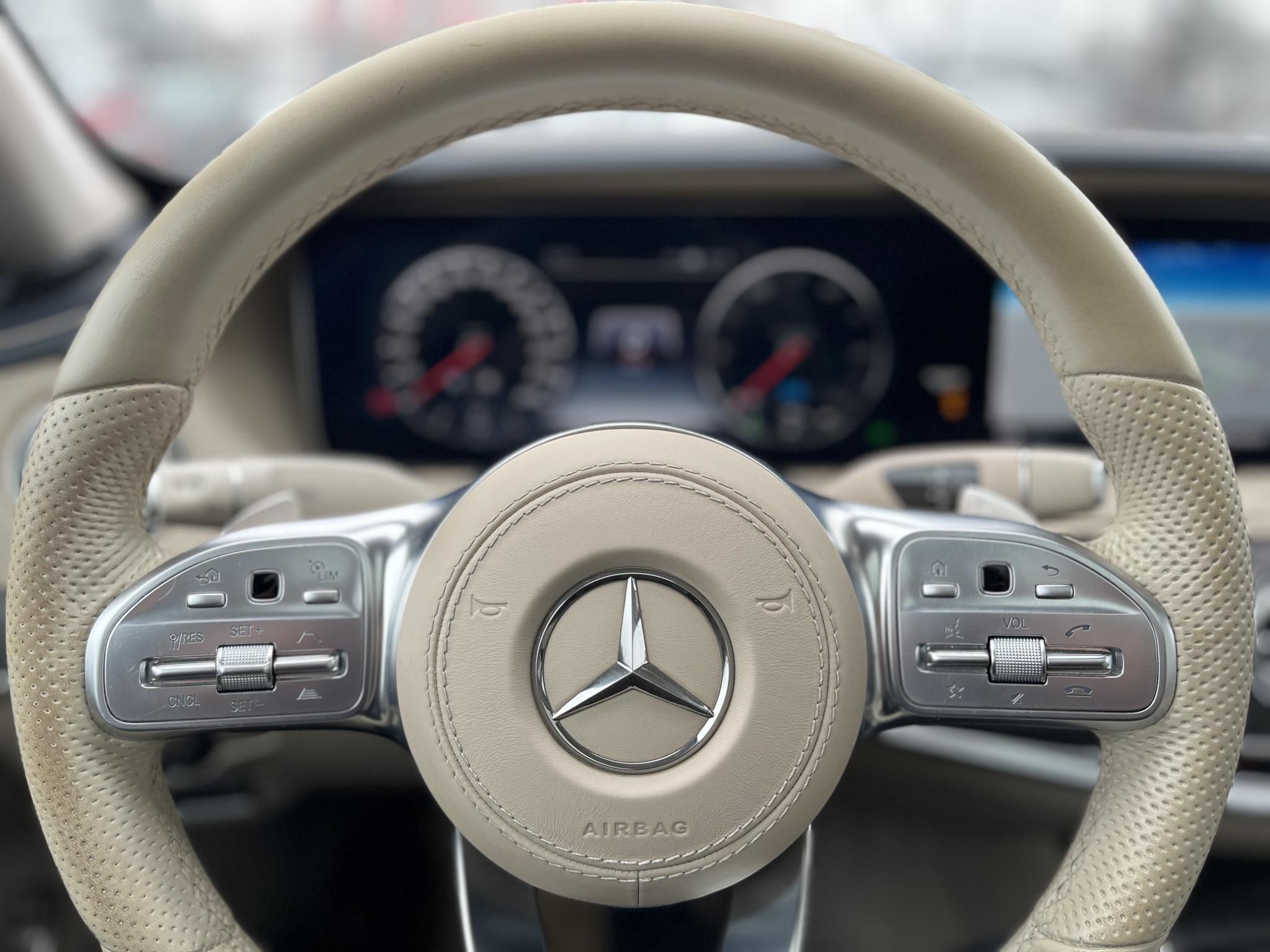 MERCEDES-BENZ S 560 e L 9G-TRONIC EQ Power M.o.-i. Teljes felszereltség. ZÖLD rendszám!