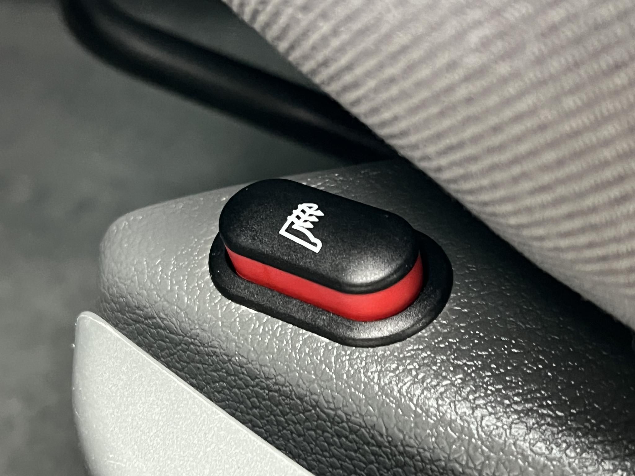 FORD FIESTA 1.3 Comfort Semmi extra.....még 1 év műszaki!