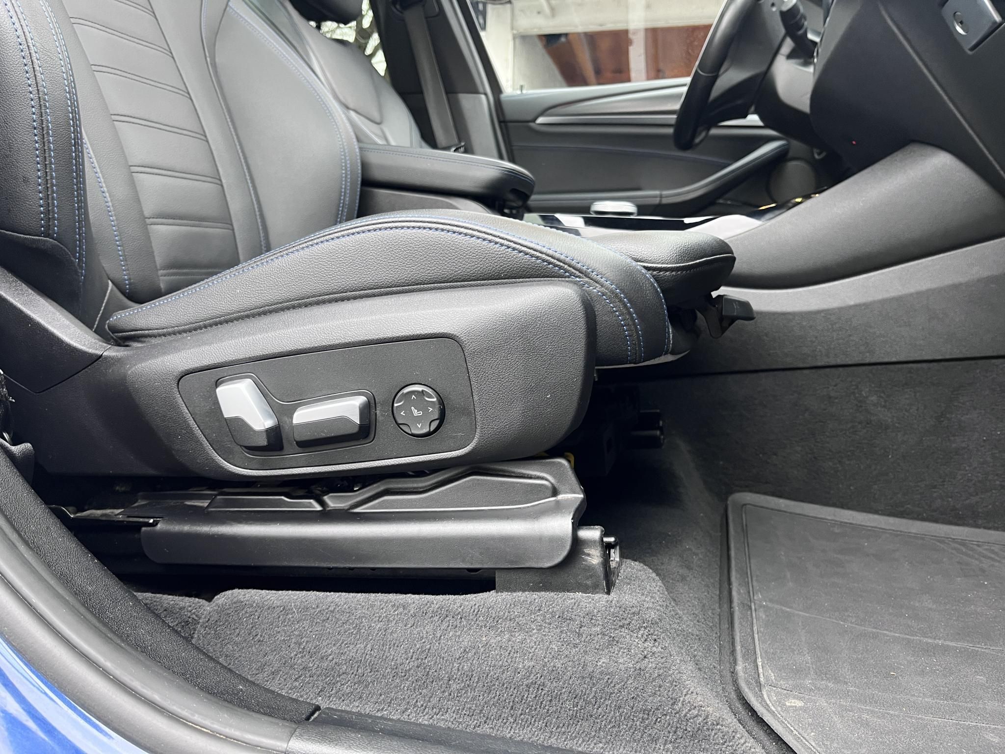BMW IX3 73,9kWh M-sport Carplay Panoráma tető ÁFÁS-ÁR!