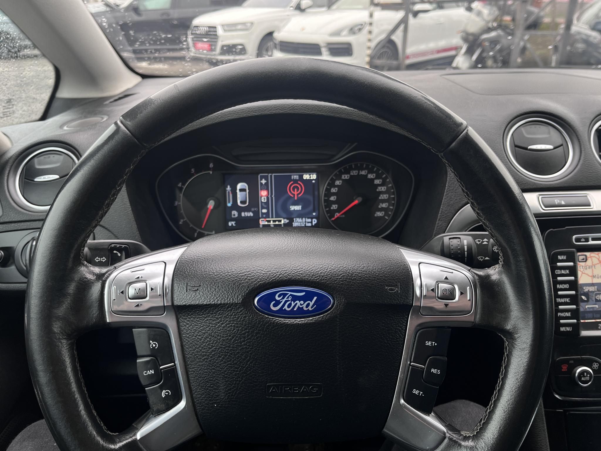 FORD S-MAX 2.0 TDCi Business Powershift Tempomat. fűthető ülések. navigáció. téli-nyári kerékszett