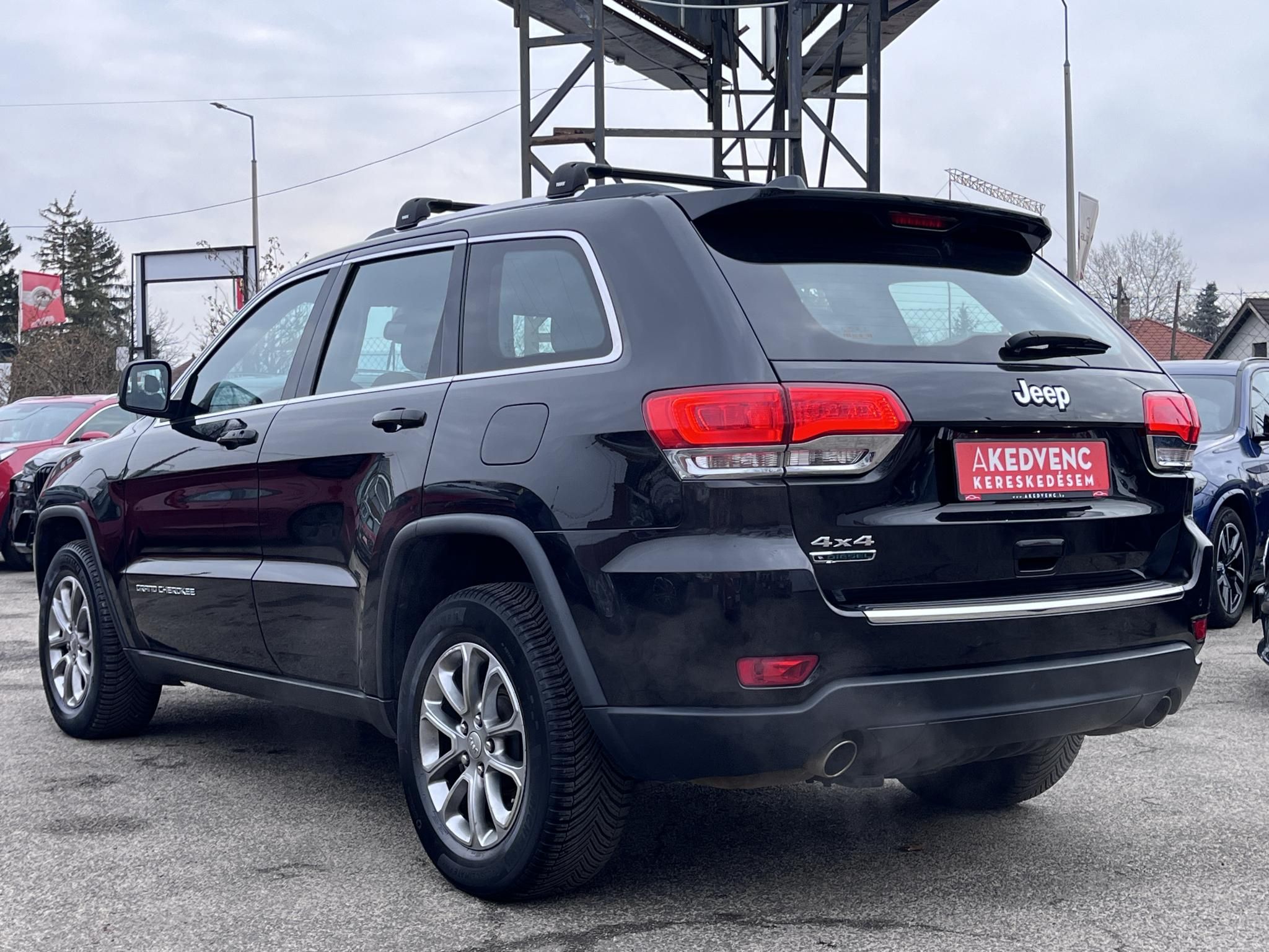 JEEP GRAND CHEROKEE 3.0 V6 CRD Laredo (Automata) 4X4. felező váltó. digitális klíma. tetőcsomagtartó