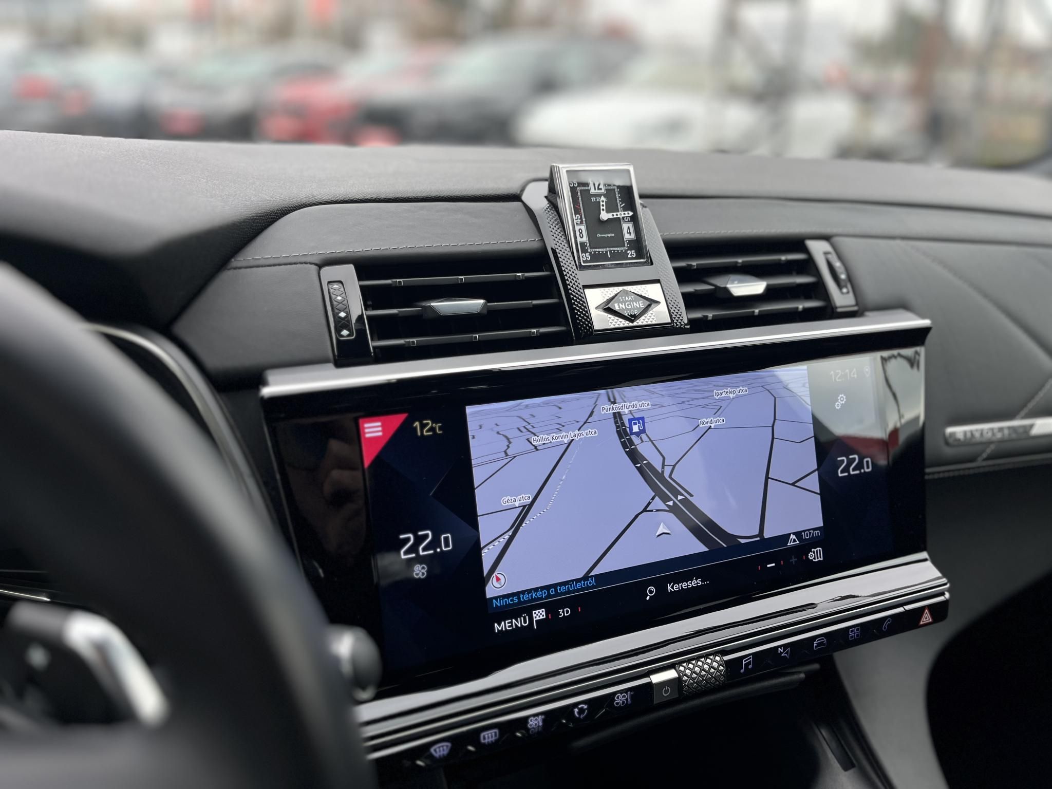 DS DS 7 Crossback 1.5 BlueHDi Rivoli S&S EAT8 Prémium felszereltség. Mátrix LED fényszórók