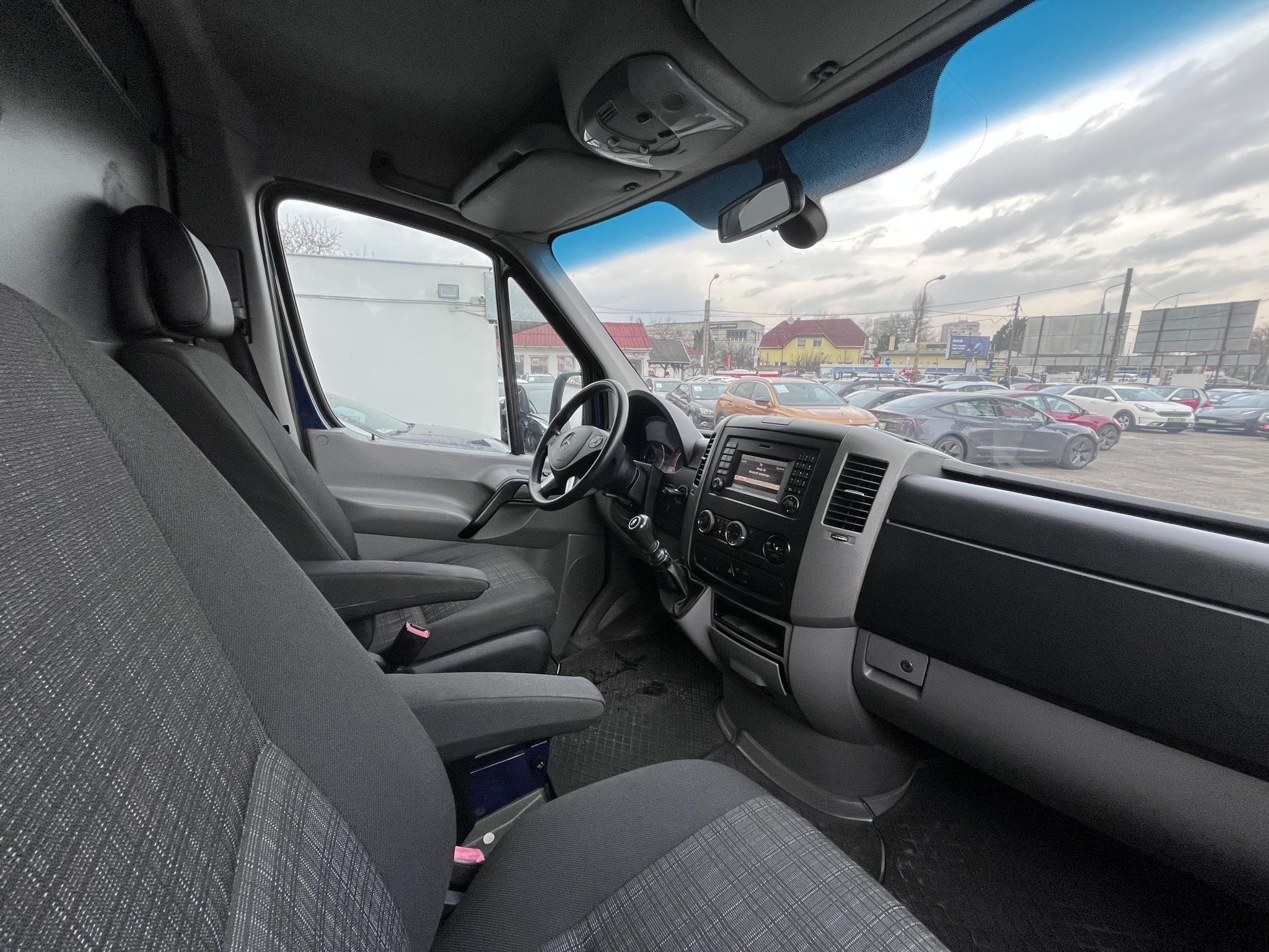 MERCEDES-BENZ SPRINTER 316 CDI 906.633.13 Friss műszaki vizsga! Kamera Ülésfűtés Vonóhorog Tolatóradar Bi-xenon Állófűtés