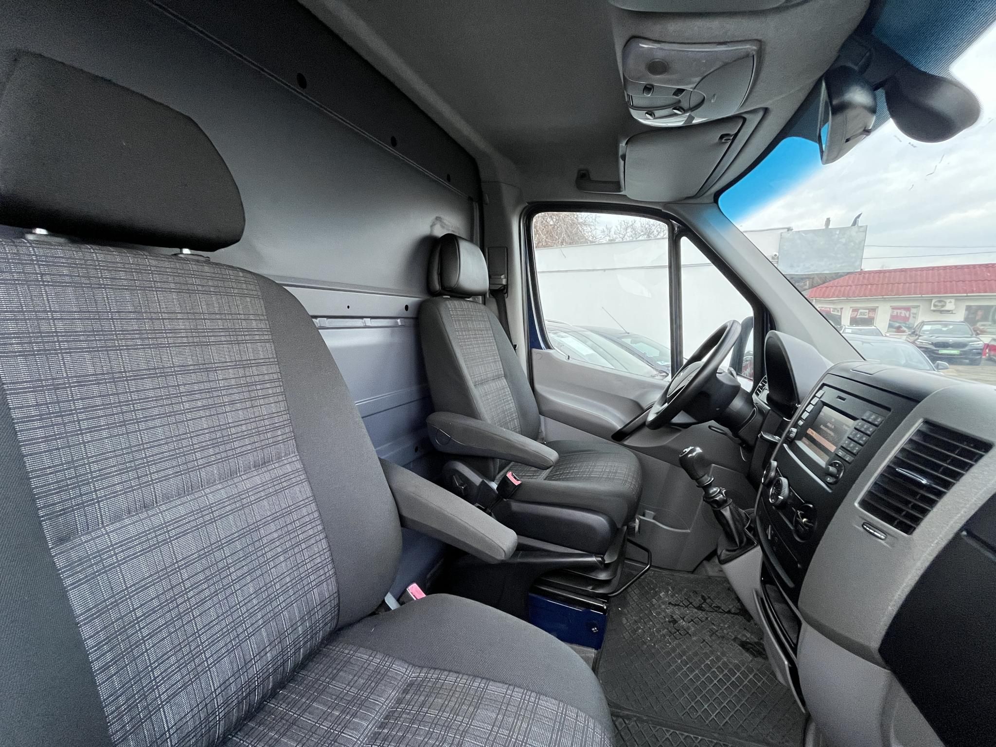 MERCEDES-BENZ SPRINTER 316 CDI 906.633.13 Friss műszaki vizsga! Kamera Ülésfűtés Vonóhorog Tolatóradar Bi-xenon Állófűtés