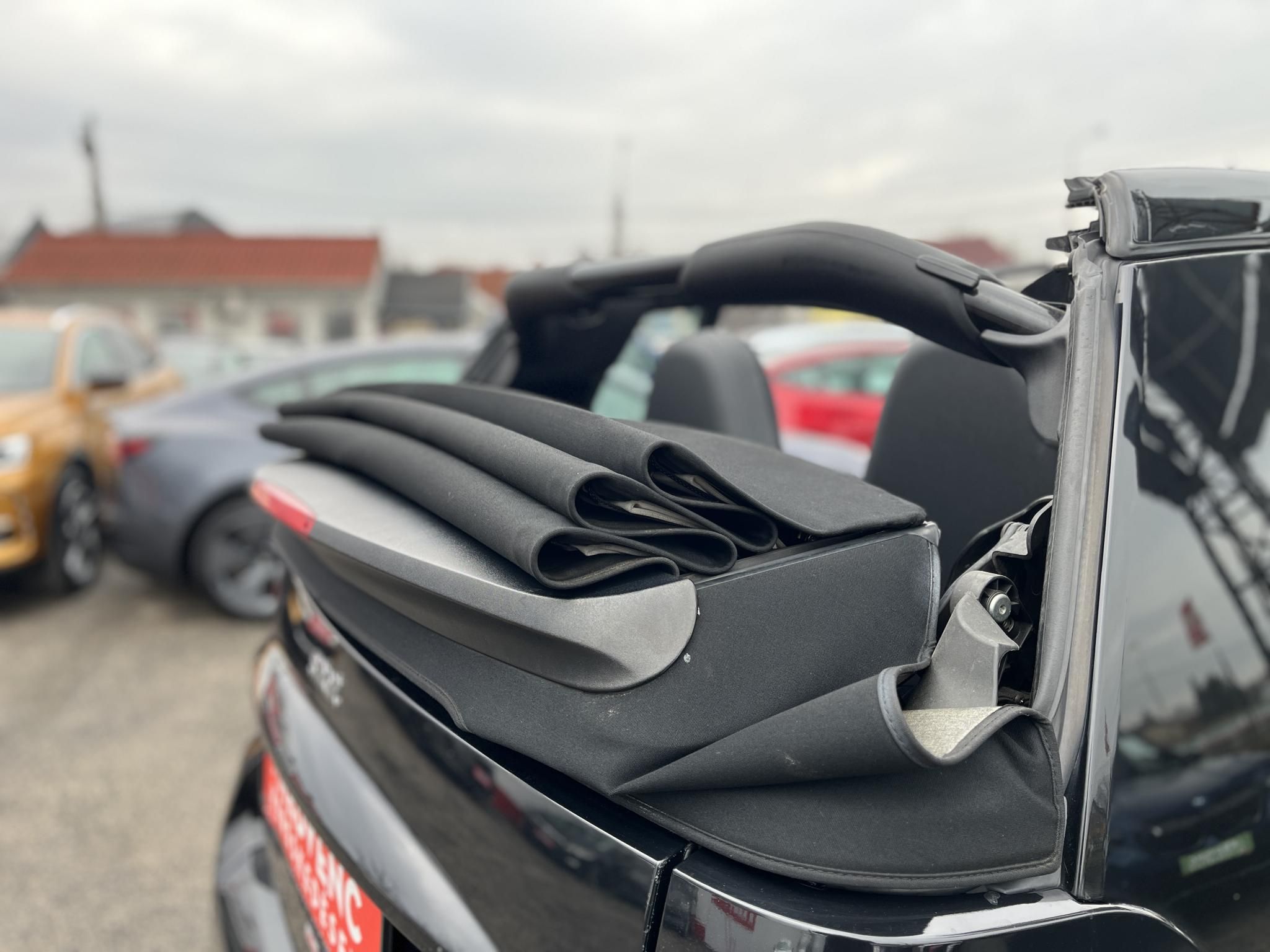 SMART FORTWO CABRIO 1.0 Pure Softip Kormányváltó. ülésfűtés. téli-nyári kerékszett