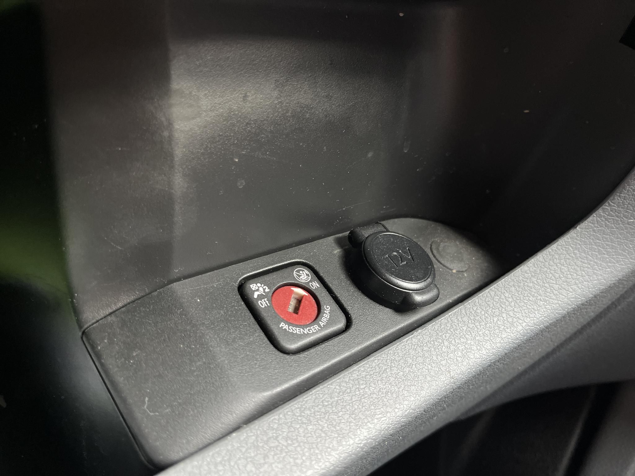 PEUGEOT EXPERT e-Expert L1 Premium 50 kWh (Automata)