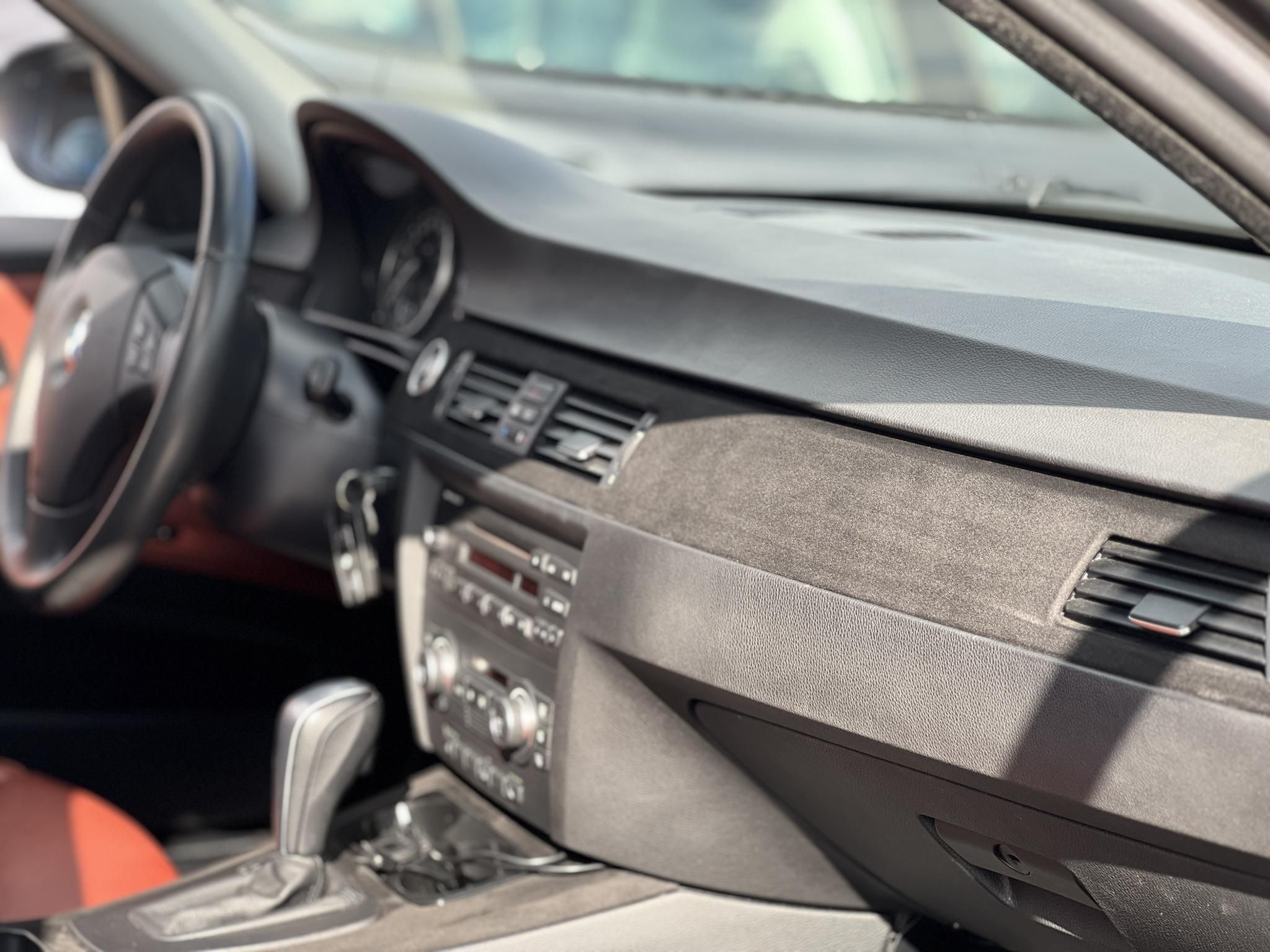 BMW 320d xDrive Touring (Automata) Bordó bőr belső.153e km. M.o.-i. panoráma tető ülésfűtés frissen szervizelt!