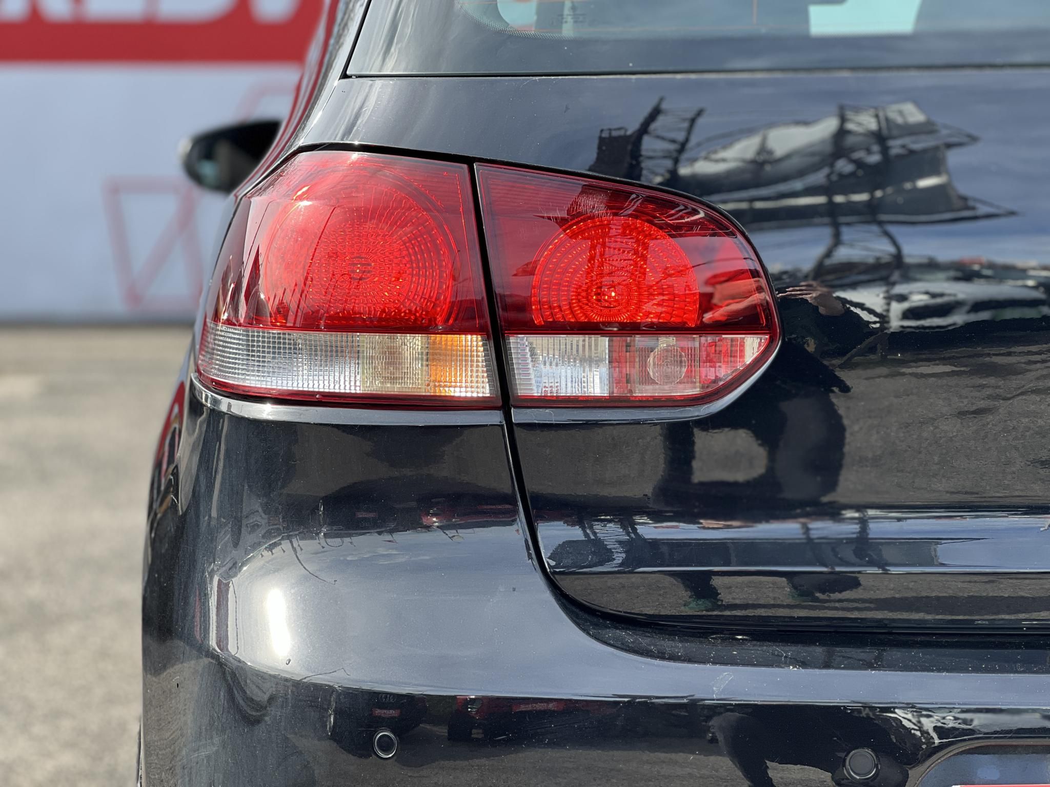 VOLKSWAGEN GOLF VI 2.0 TSI GTI DSG 270LE. Keskin felnik. Popcorn