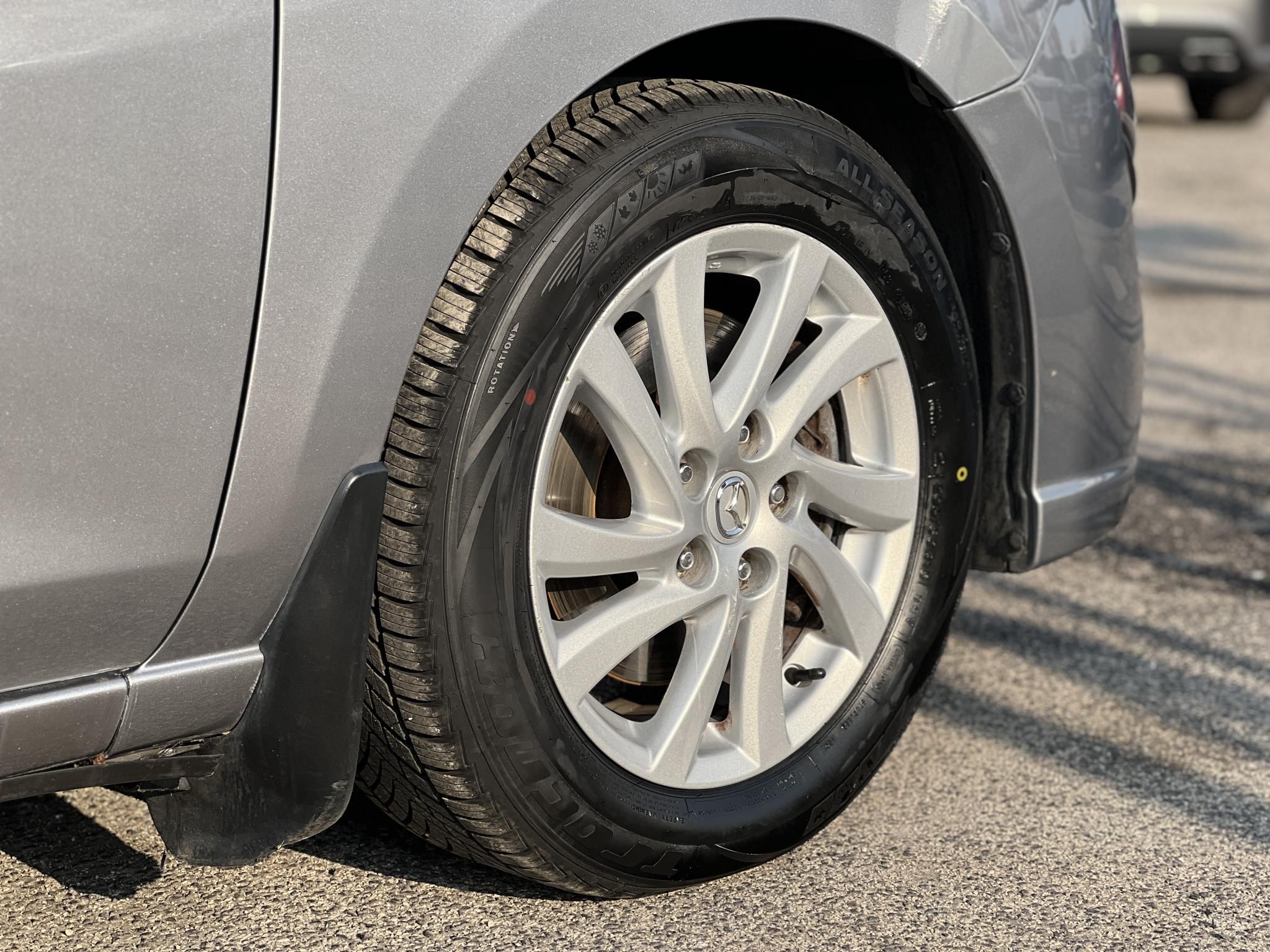 MAZDA 5 1.8 TX 7 személyes FACELIFT. Kétoldali tolóajtó. Új 4 évszakos gumik!