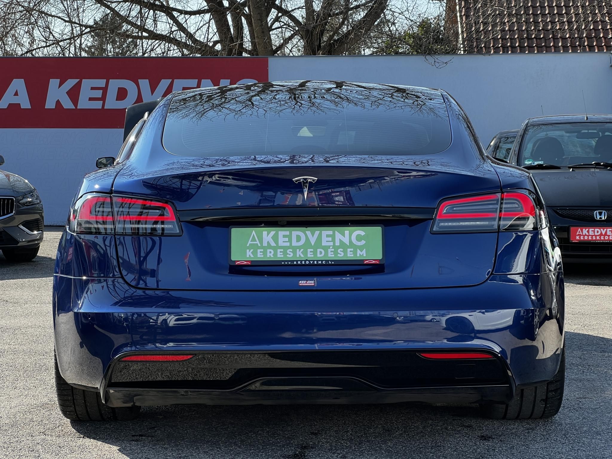 TESLA MODEL S Long Range AWD (Automata) Yoke kormány. Fehér belső. 21 felni. Garanciális