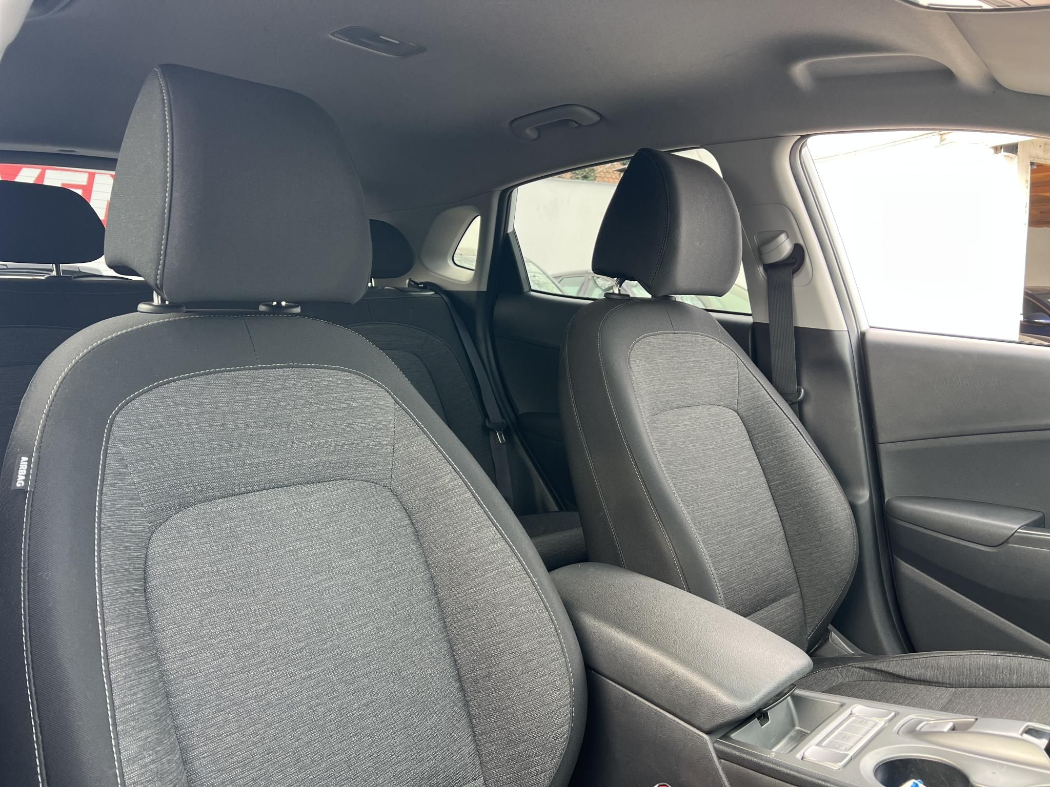 HYUNDAI KONA EV 64kWh Style 100% akku. HUD. sávtartó. CarPlay. 400km hatótáv!